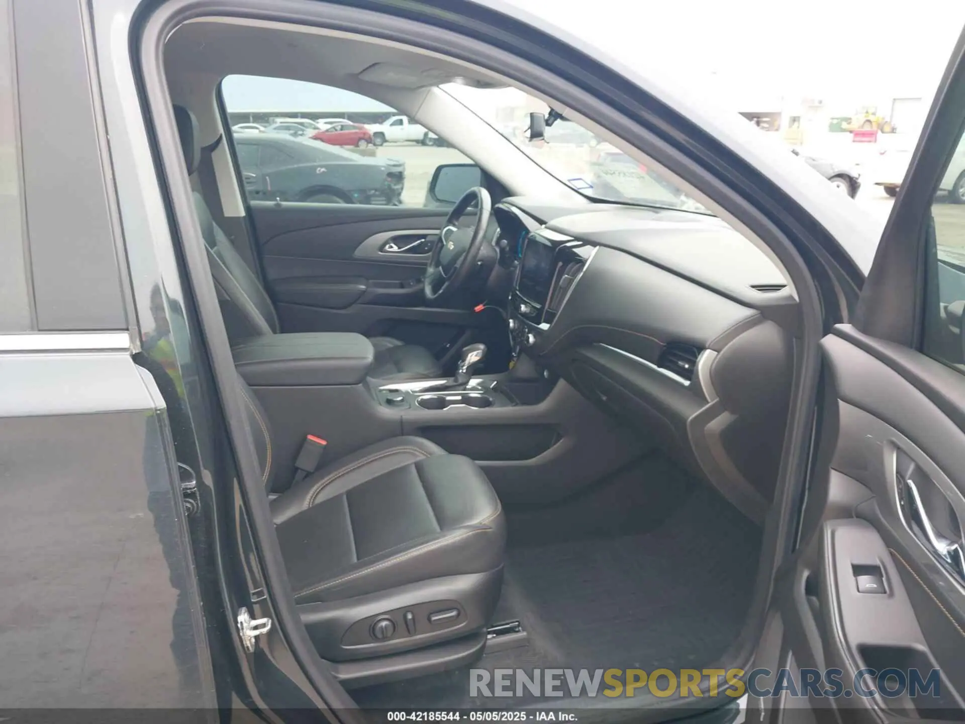 5 fotografías del automóvil dañado 1GNERHKW4MJ191814 CHEVROLET TRAVERSE 2021