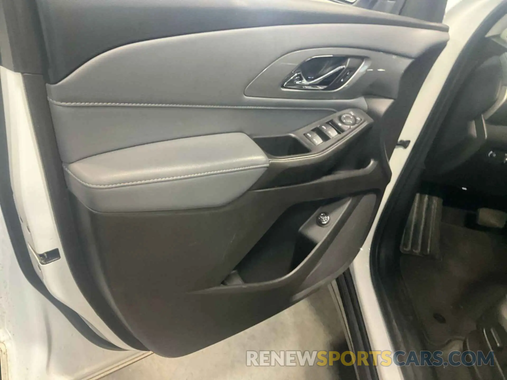 18 fotografías del automóvil dañado 1GNERHKW5MJ182233 CHEVROLET TRAVERSE 2021