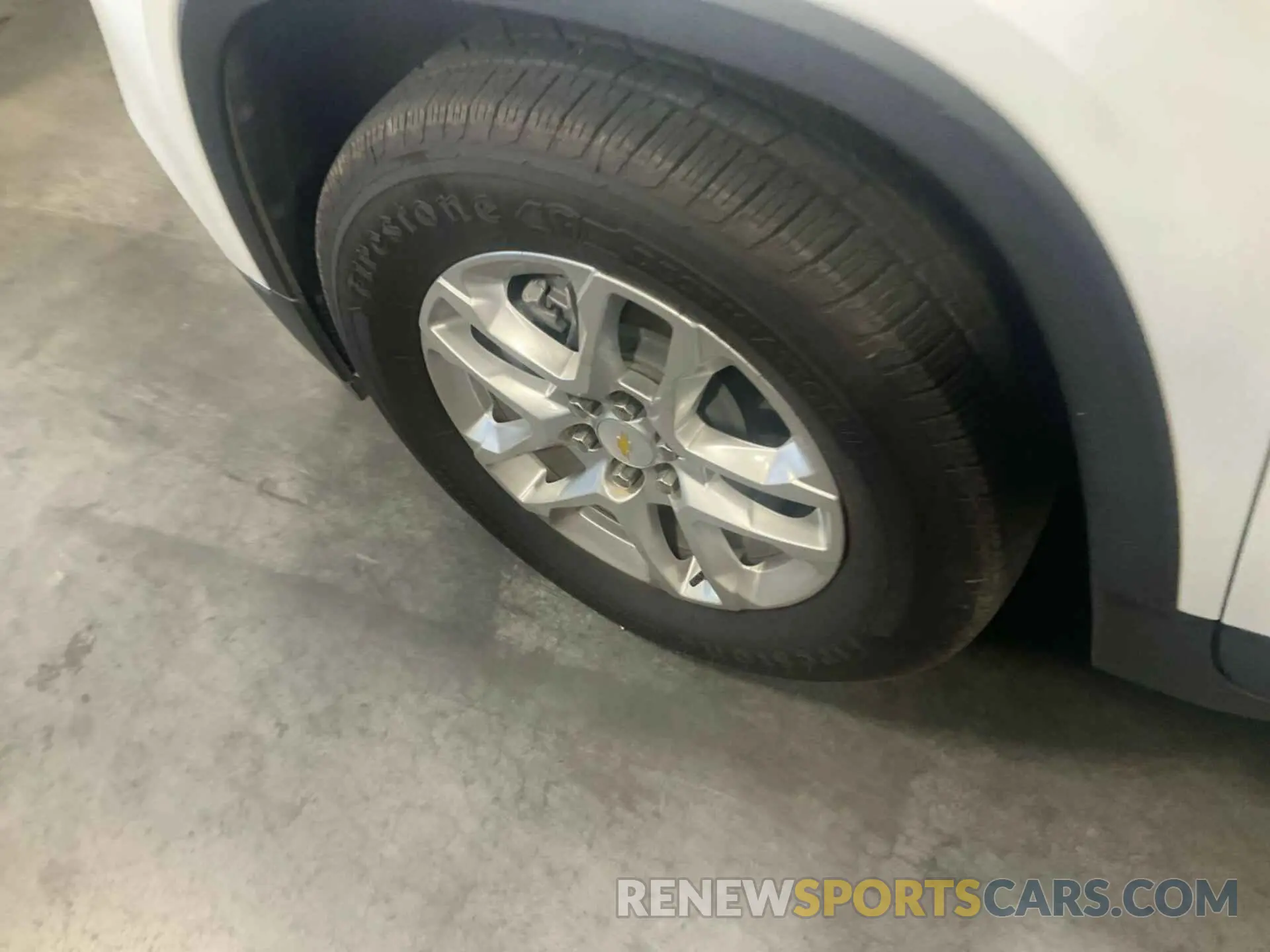 2 fotografías del automóvil dañado 1GNERHKW5MJ182233 CHEVROLET TRAVERSE 2021