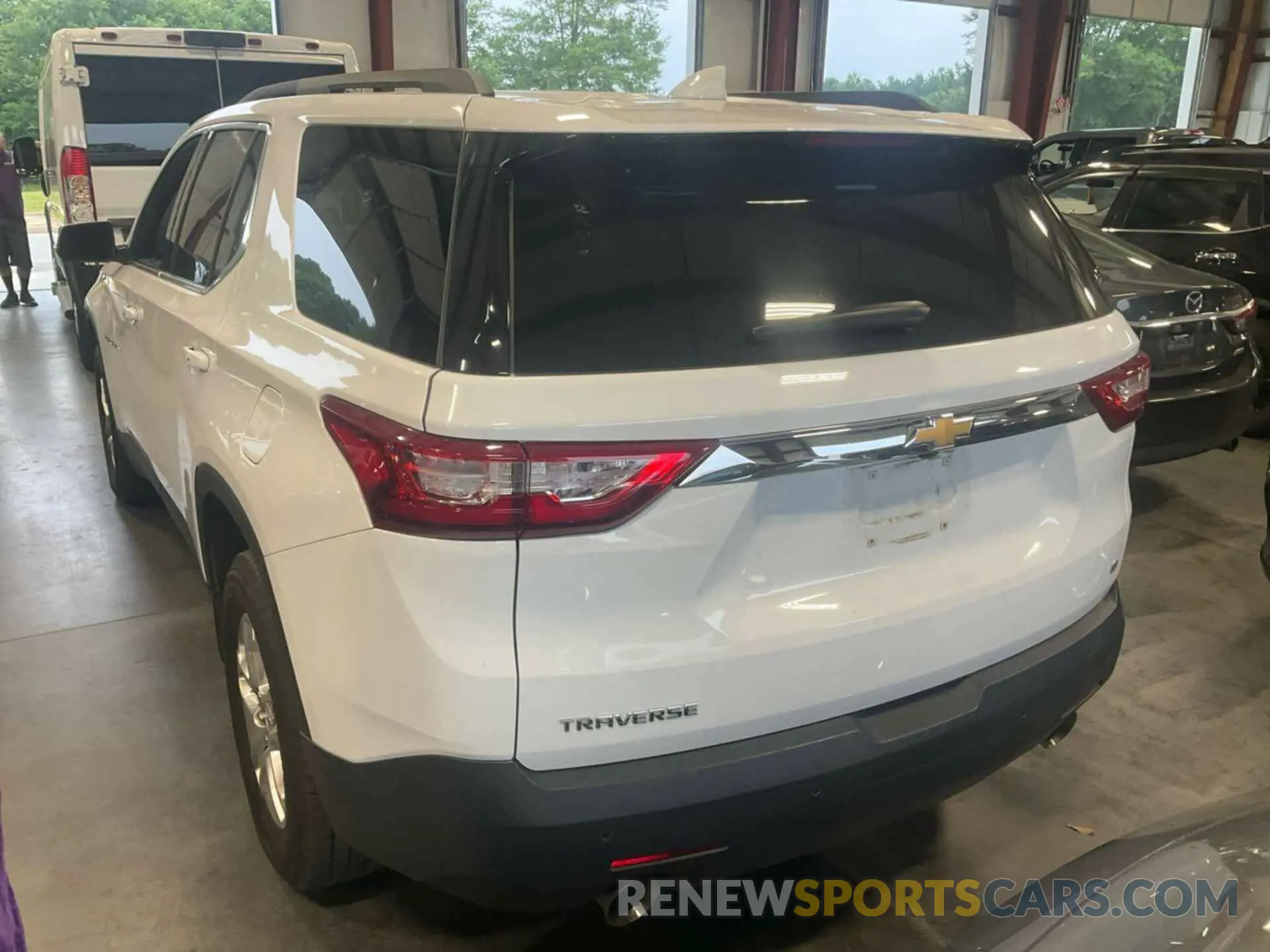 20 fotografías del automóvil dañado 1GNERHKW5MJ182233 CHEVROLET TRAVERSE 2021