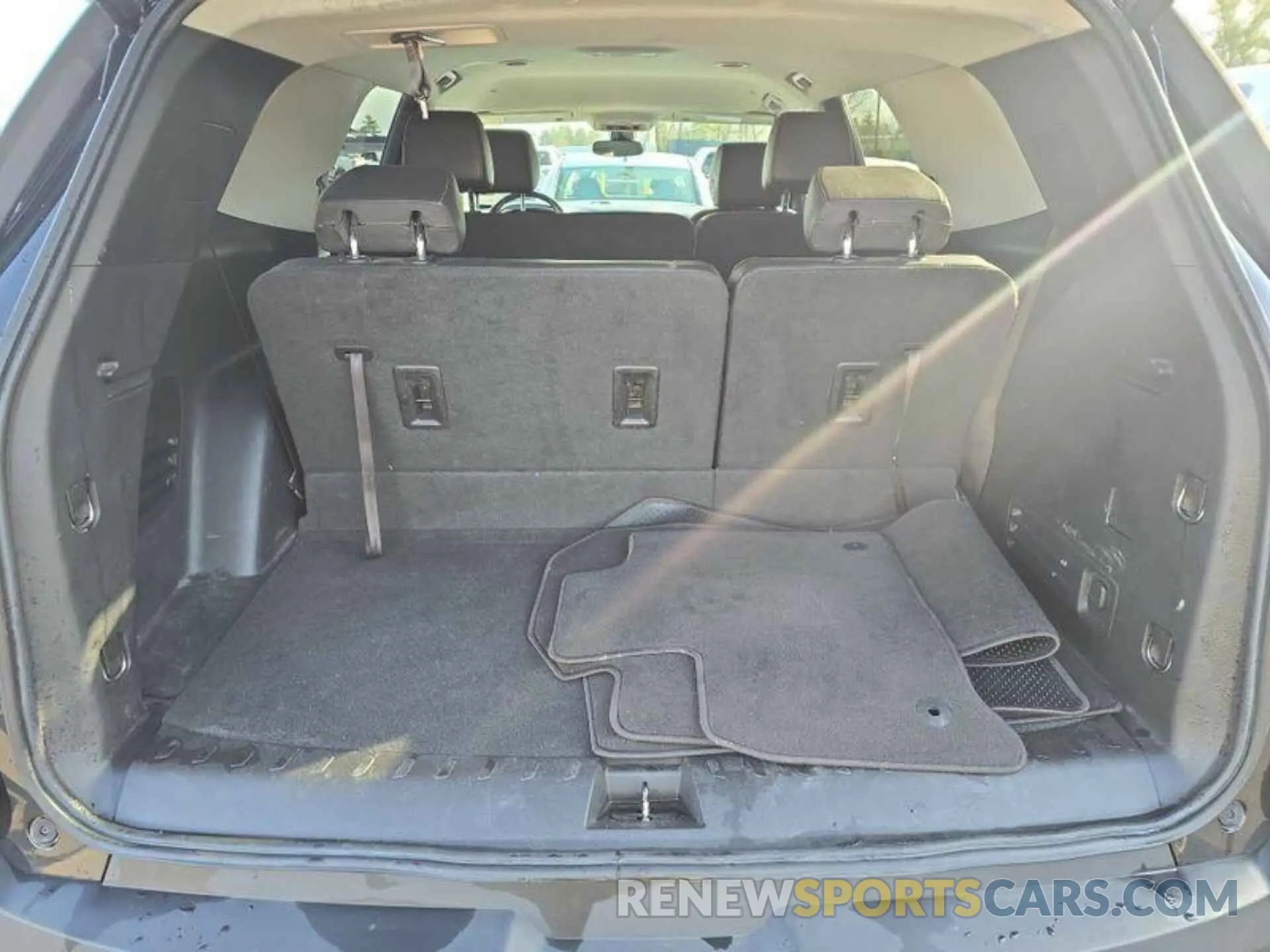 14 fotografías del automóvil dañado 1GNERHKWXMJ183734 CHEVROLET TRAVERSE 2021