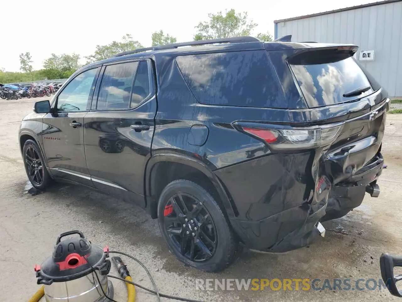 2 fotografías del automóvil dañado 1GNERKKW6MJ238743 CHEVROLET TRAVERSE 2021