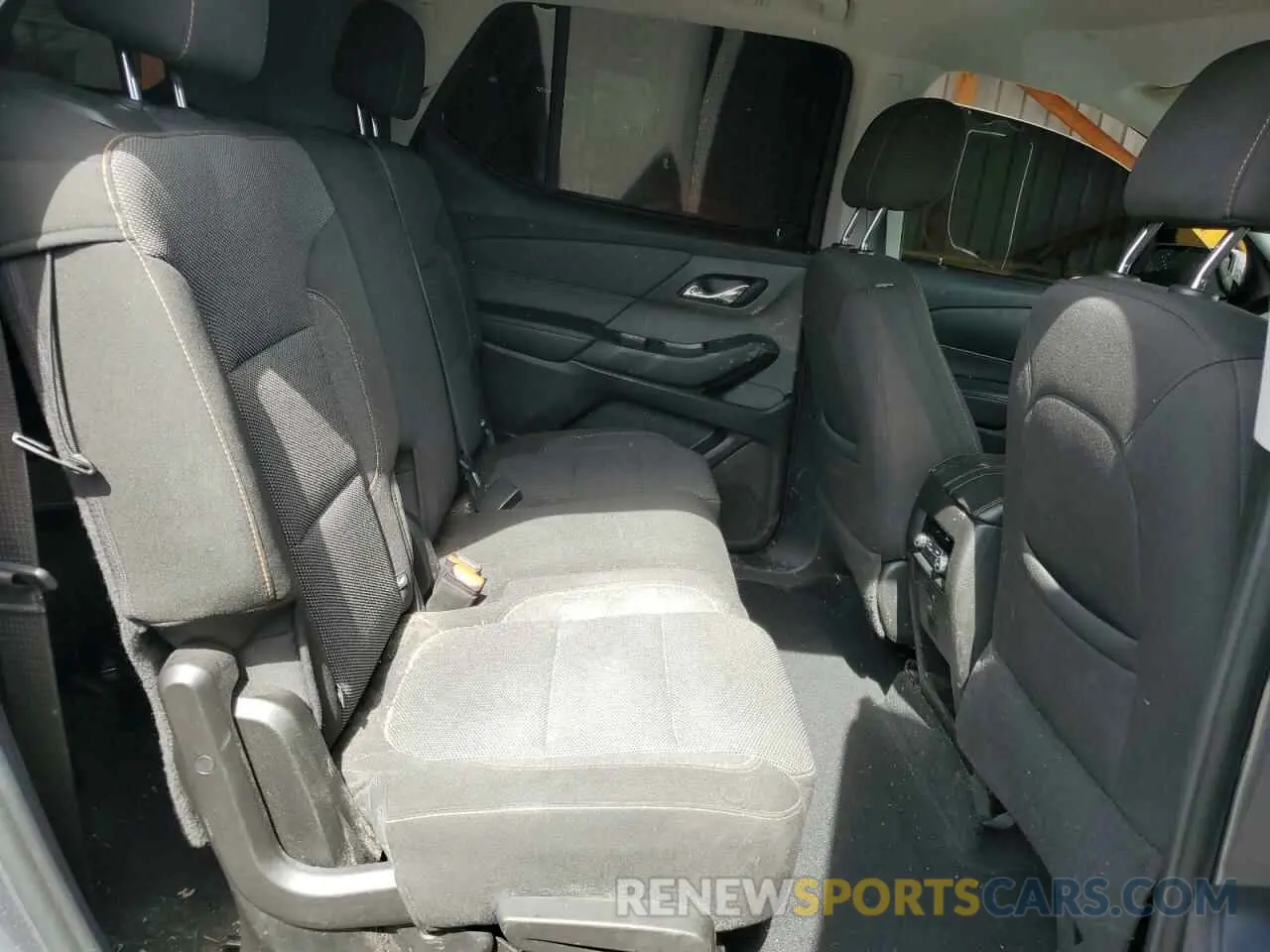 11 fotografías del automóvil dañado 1GNEVFKW4MJ148364 CHEVROLET TRAVERSE 2021