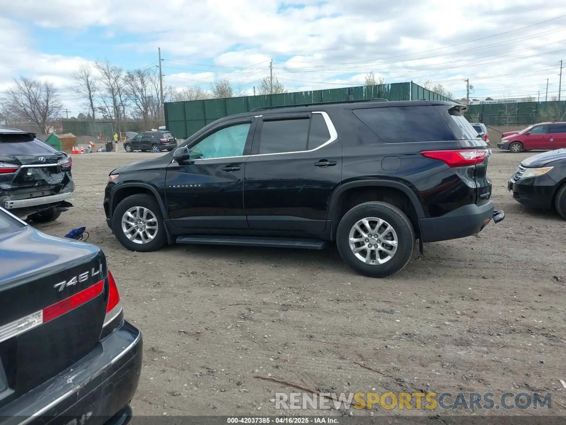 14 fotografías del automóvil dañado 1GNEVFKW9MJ191243 CHEVROLET TRAVERSE 2021