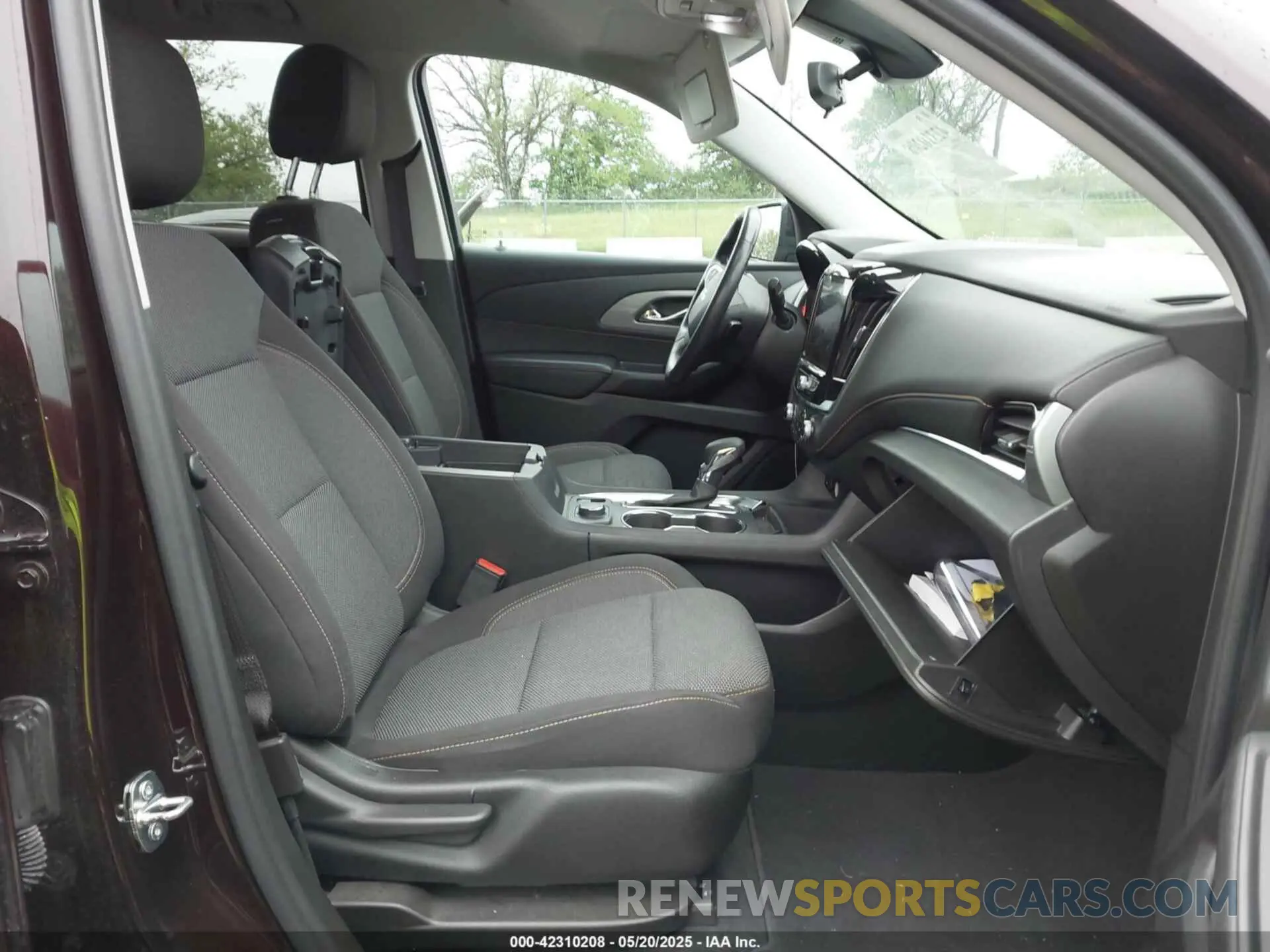 5 fotografías del automóvil dañado 1GNEVGKW0MJ205519 CHEVROLET TRAVERSE 2021