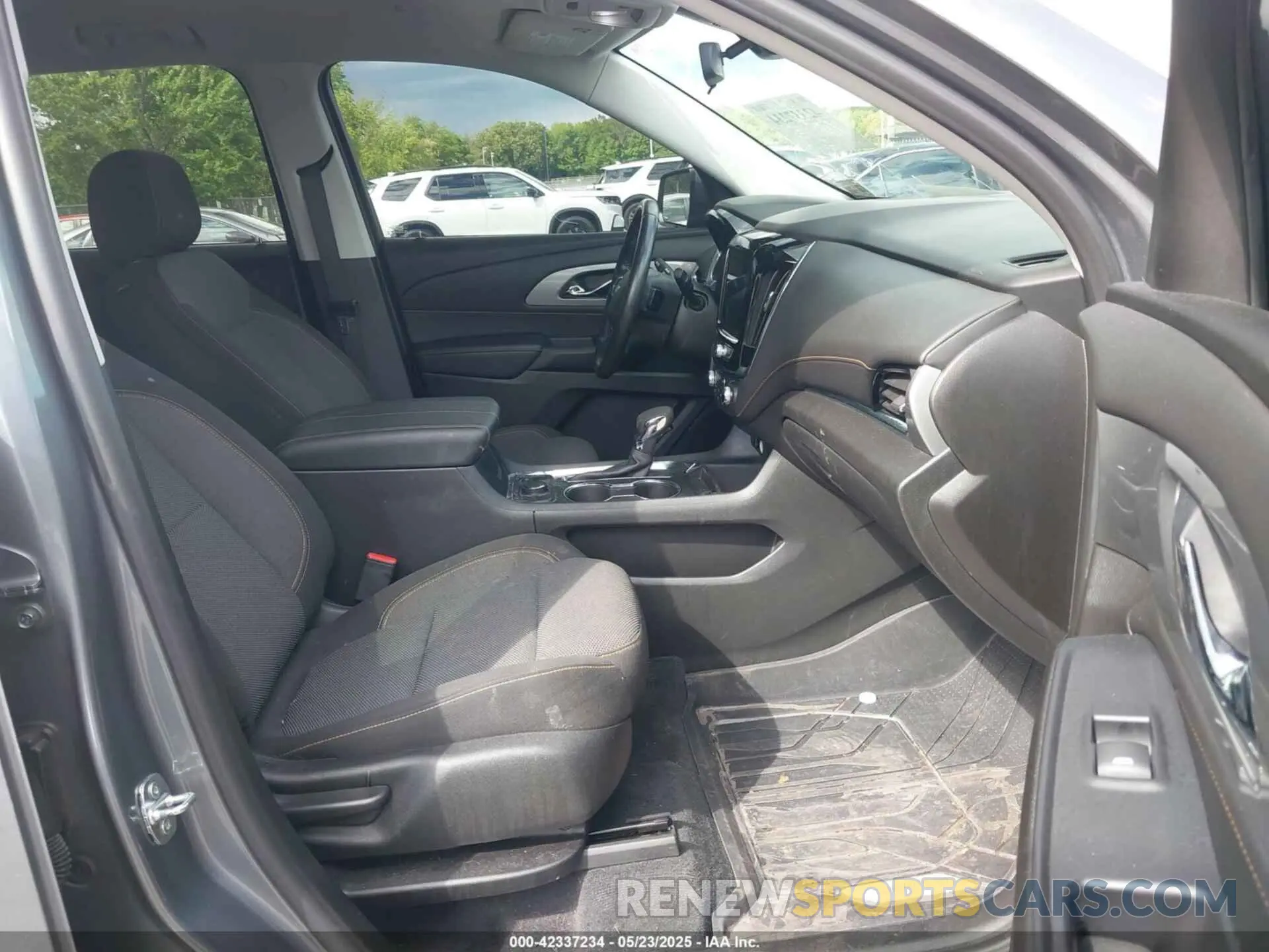 5 fotografías del automóvil dañado 1GNEVGKW1MJ146559 CHEVROLET TRAVERSE 2021
