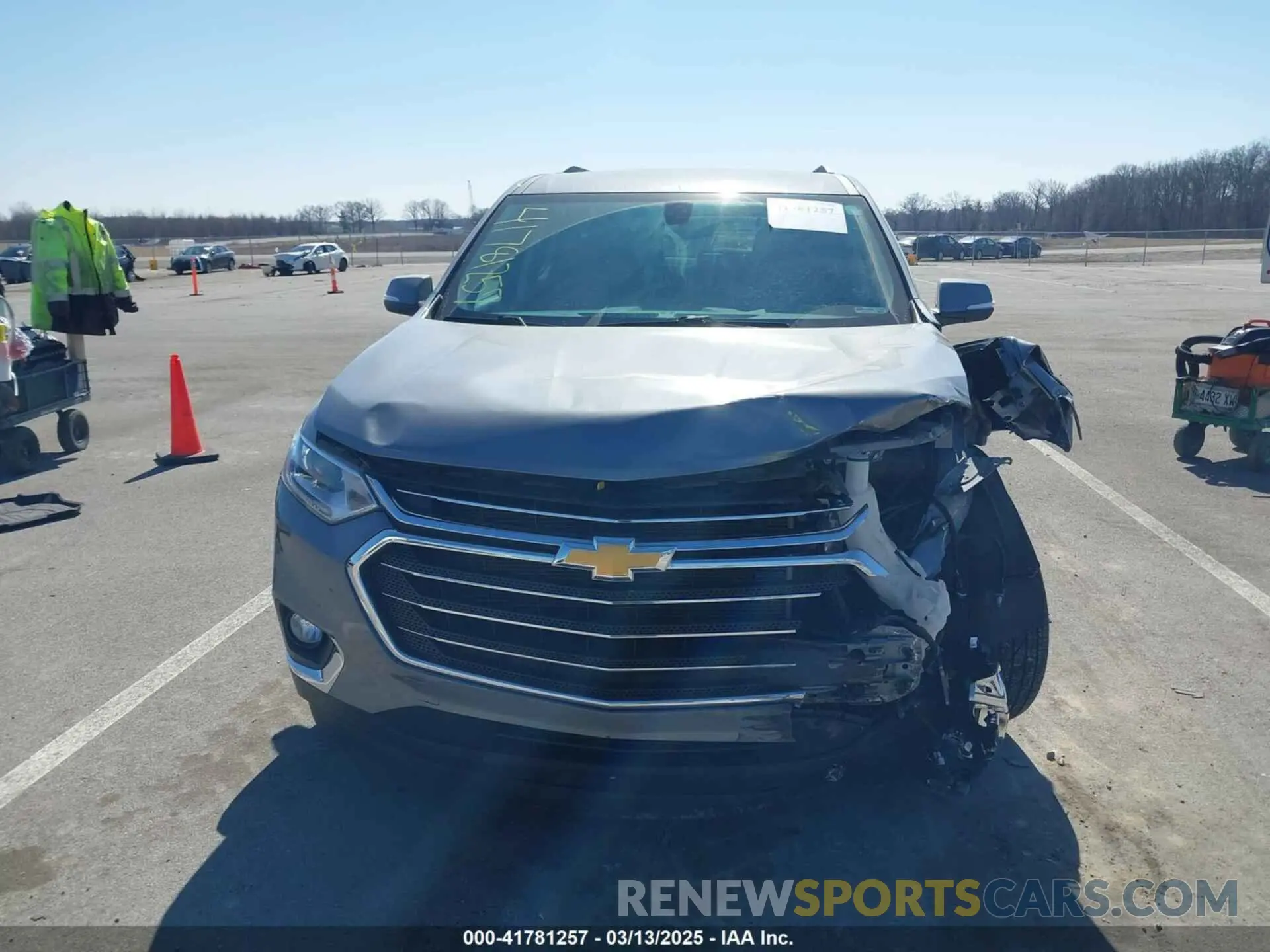 13 fotografías del automóvil dañado 1GNEVGKW1MJ197818 CHEVROLET TRAVERSE 2021
