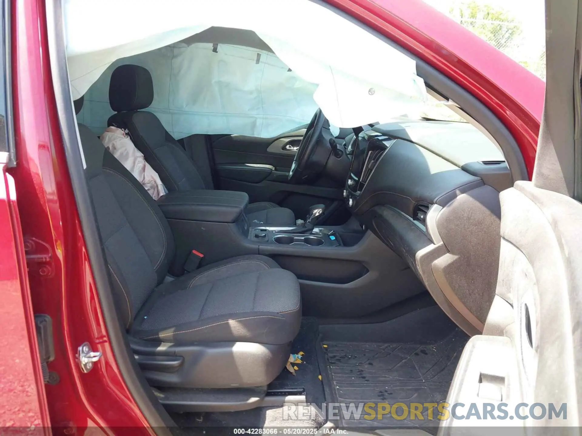 5 fotografías del automóvil dañado 1GNEVGKW7MJ171854 CHEVROLET TRAVERSE 2021