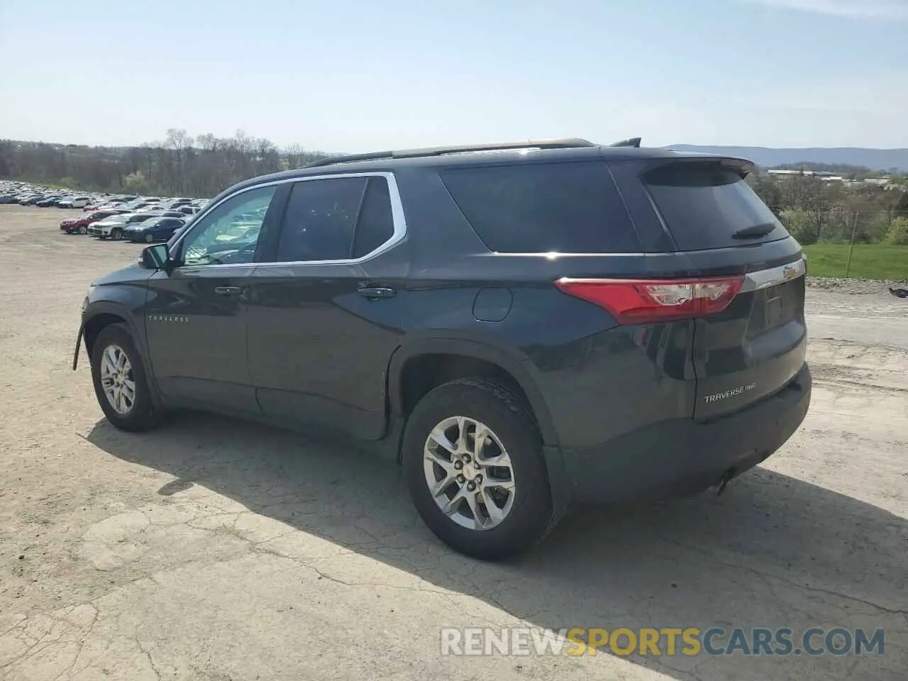 2 fotografías del automóvil dañado 1GNEVGKW8MJ141696 CHEVROLET TRAVERSE 2021