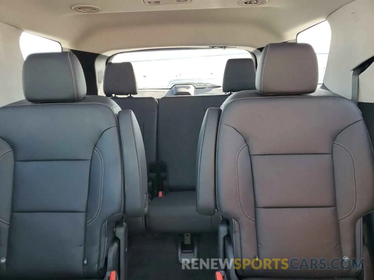 10 fotografías del automóvil dañado 1GNEVHKW1MJ175582 CHEVROLET TRAVERSE 2021