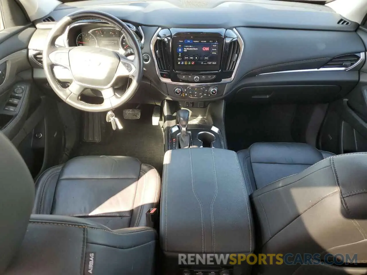 8 fotografías del automóvil dañado 1GNEVHKW1MJ175582 CHEVROLET TRAVERSE 2021