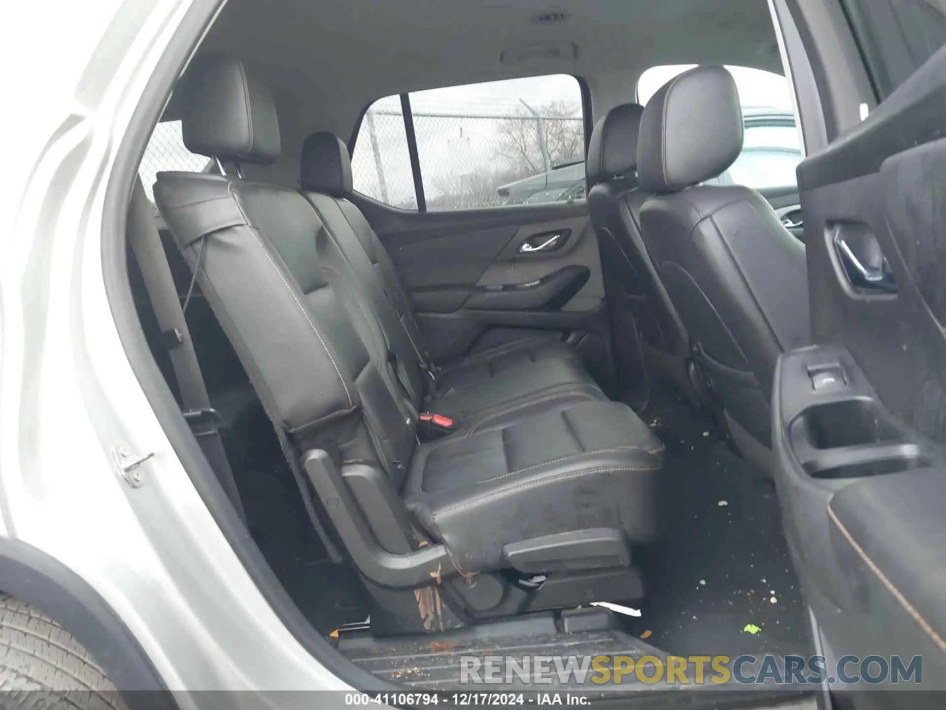 8 fotografías del automóvil dañado 1GNEVHKW3MJ185014 CHEVROLET TRAVERSE 2021