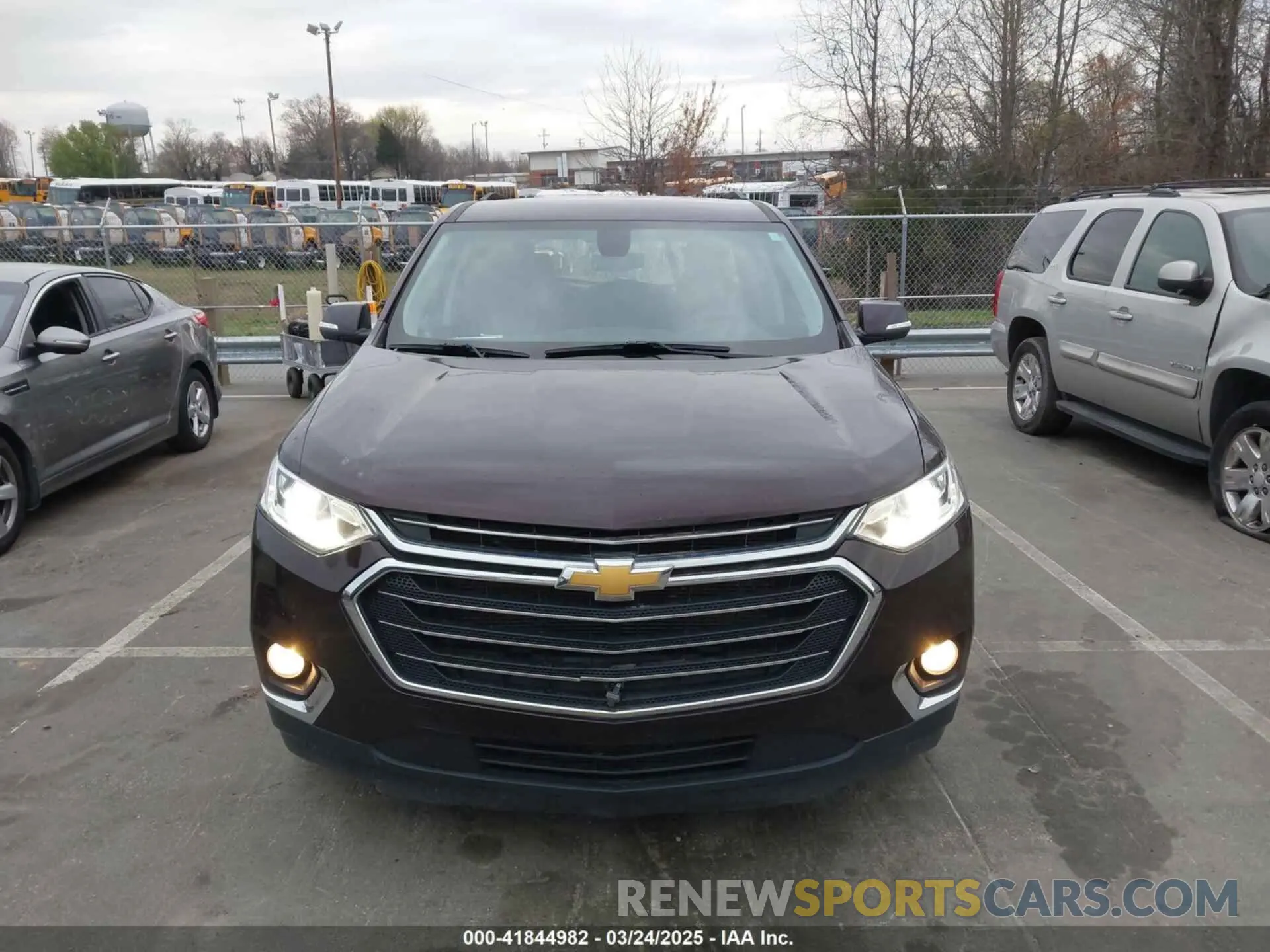 12 fotografías del automóvil dañado 1GNEVHKW4MJ211443 CHEVROLET TRAVERSE 2021
