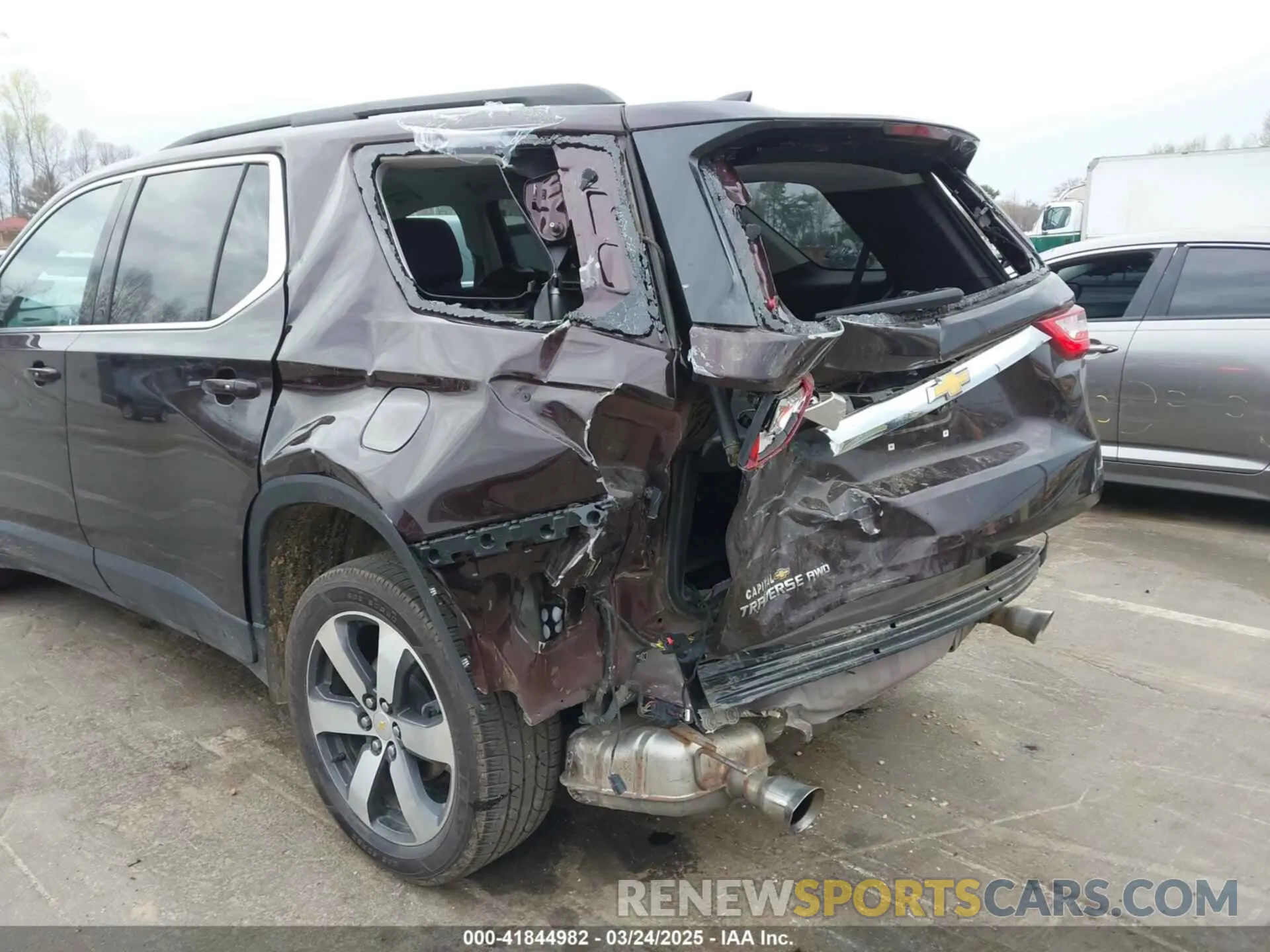 6 fotografías del automóvil dañado 1GNEVHKW4MJ211443 CHEVROLET TRAVERSE 2021