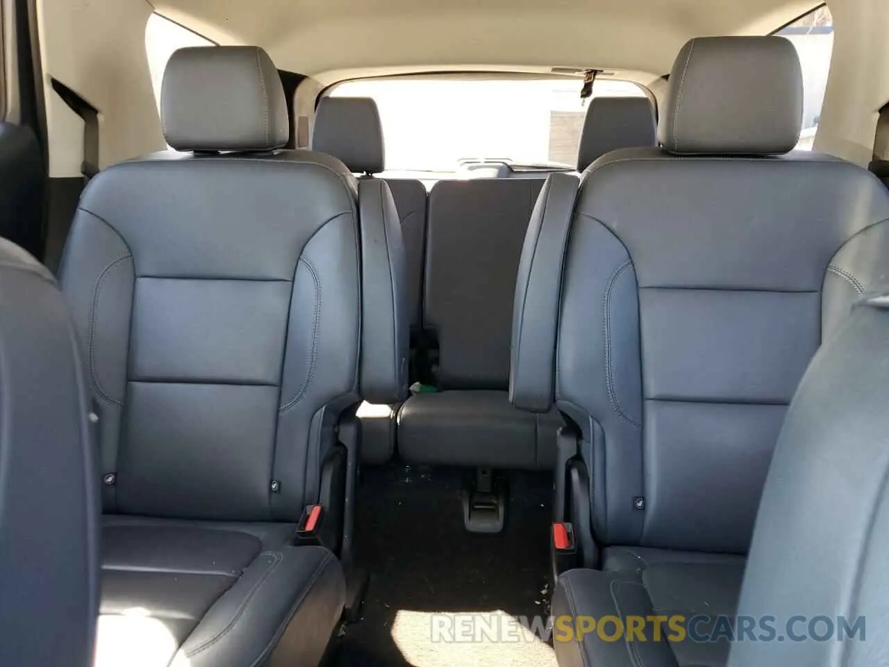 10 fotografías del automóvil dañado 1GNEVHKW5MJ157974 CHEVROLET TRAVERSE 2021