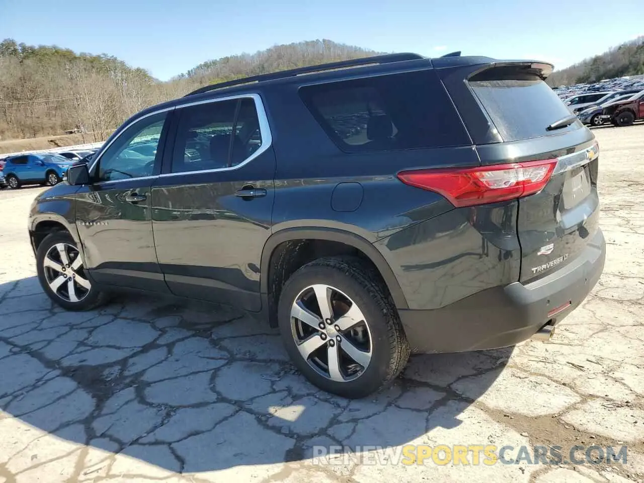 2 fotografías del automóvil dañado 1GNEVHKW5MJ157974 CHEVROLET TRAVERSE 2021
