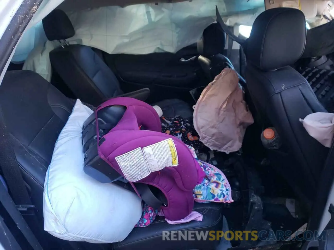 11 fotografías del automóvil dañado 1GNEVHKW8MJ153353 CHEVROLET TRAVERSE 2021
