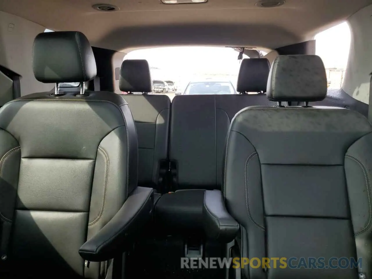 10 fotografías del automóvil dañado 1GNEVHKWXMJ174155 CHEVROLET TRAVERSE 2021