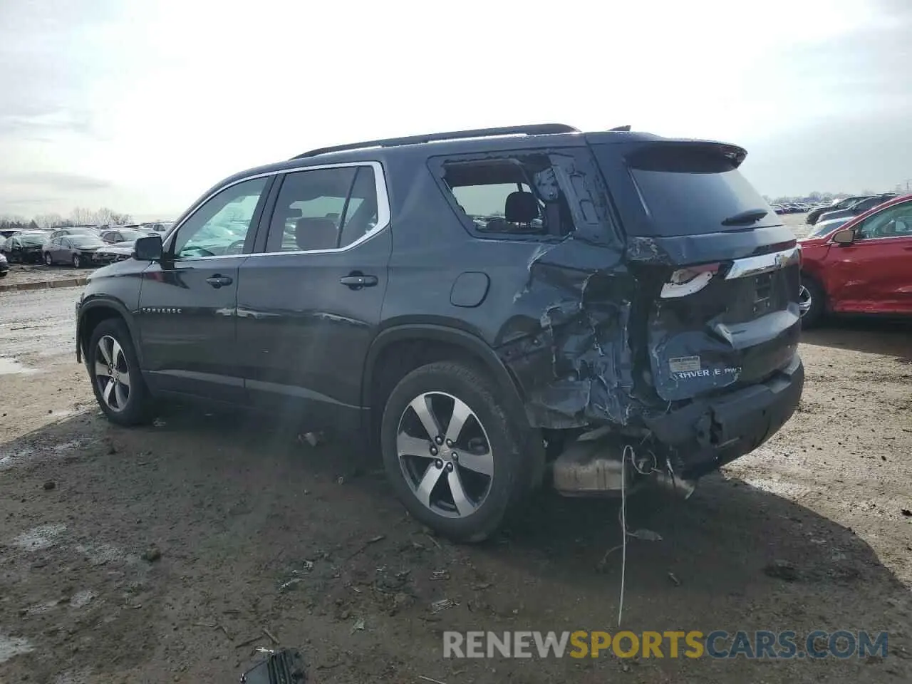 2 fotografías del automóvil dañado 1GNEVHKWXMJ174155 CHEVROLET TRAVERSE 2021