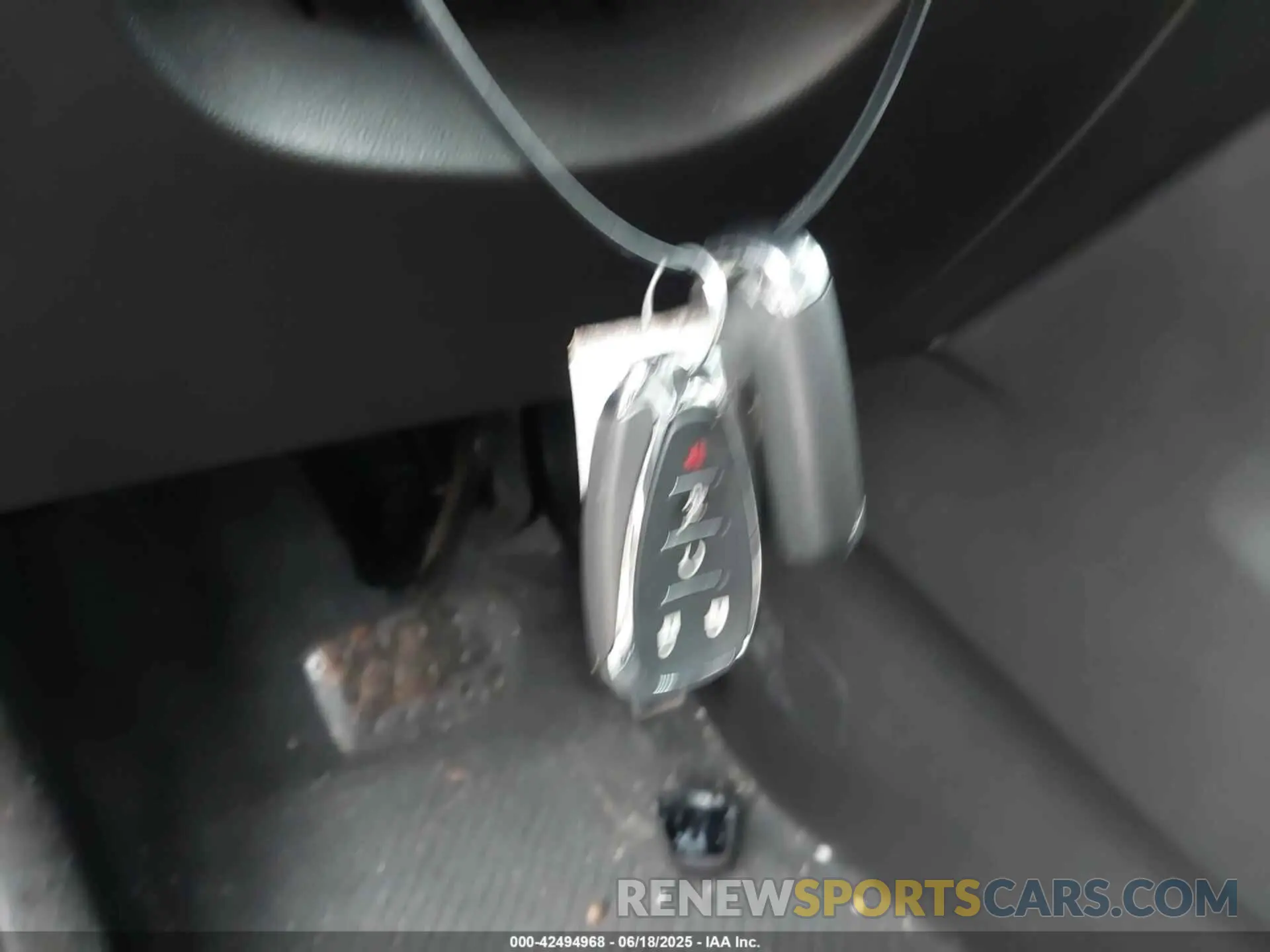 11 fotografías del automóvil dañado 1GNEVHKWXMJ220888 CHEVROLET TRAVERSE 2021