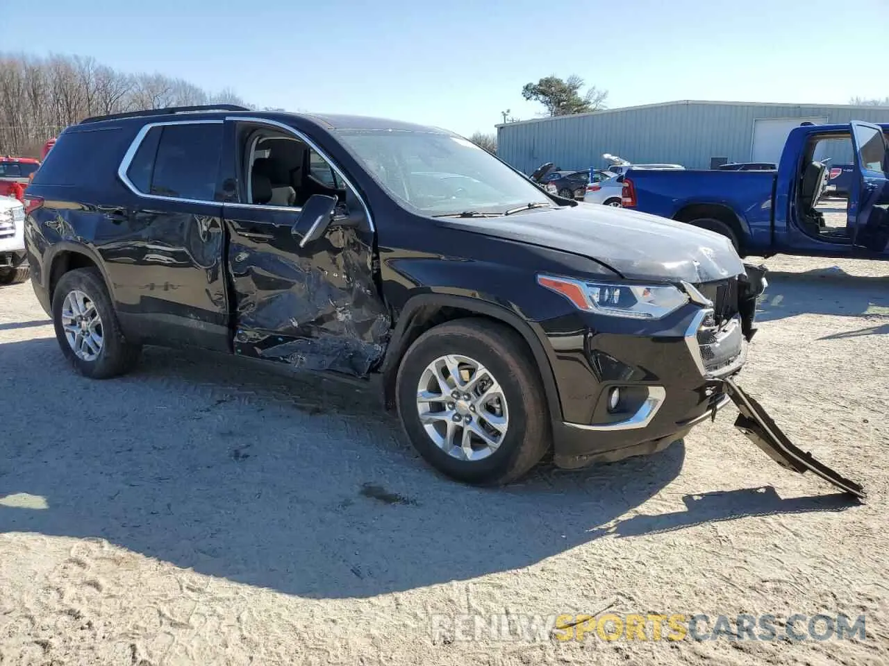 4 fotografías del automóvil dañado 1GNEVHKWXMJ251378 CHEVROLET TRAVERSE 2021