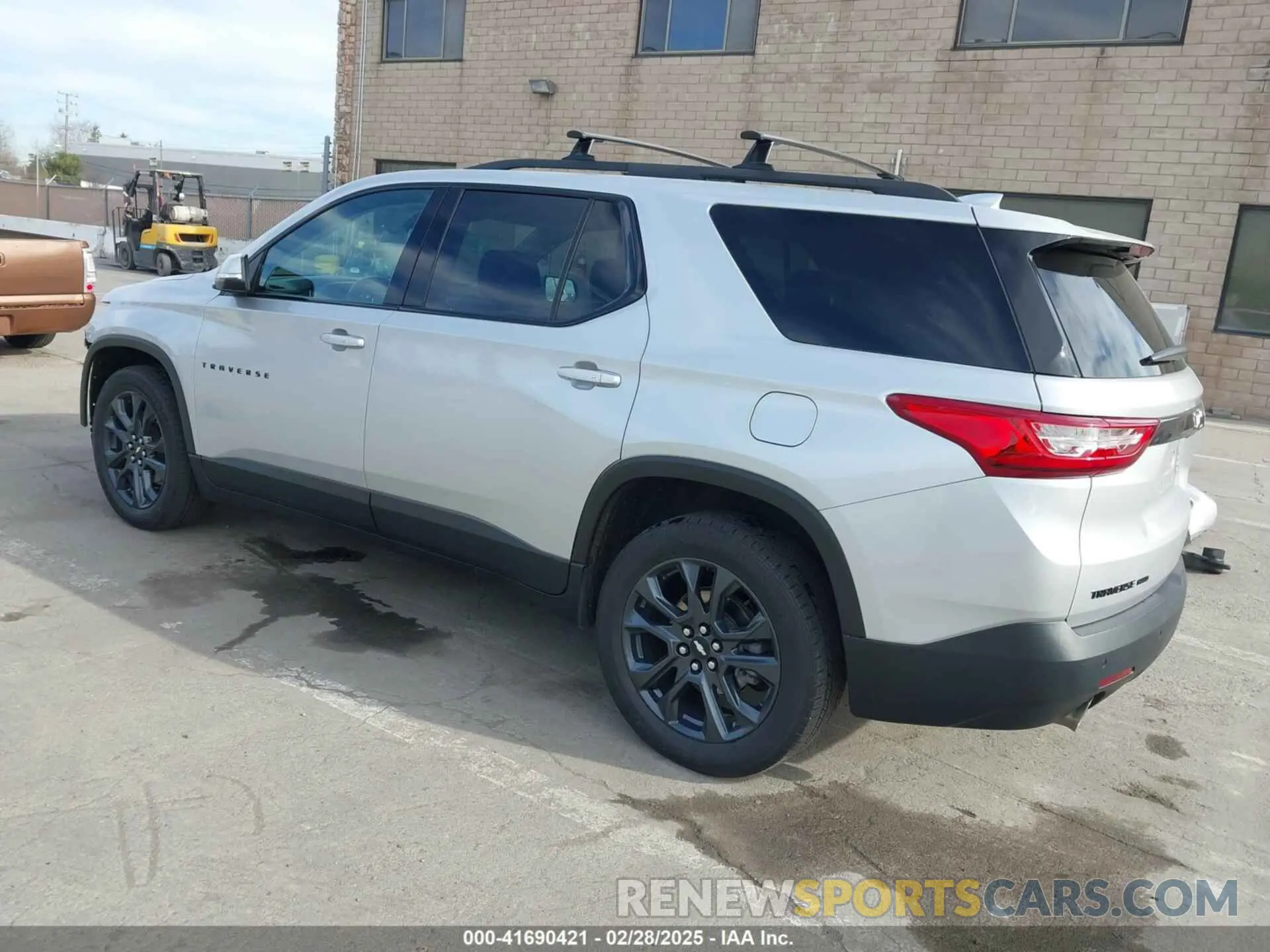 3 fotografías del automóvil dañado 1GNEVJKW1MJ183186 CHEVROLET TRAVERSE 2021