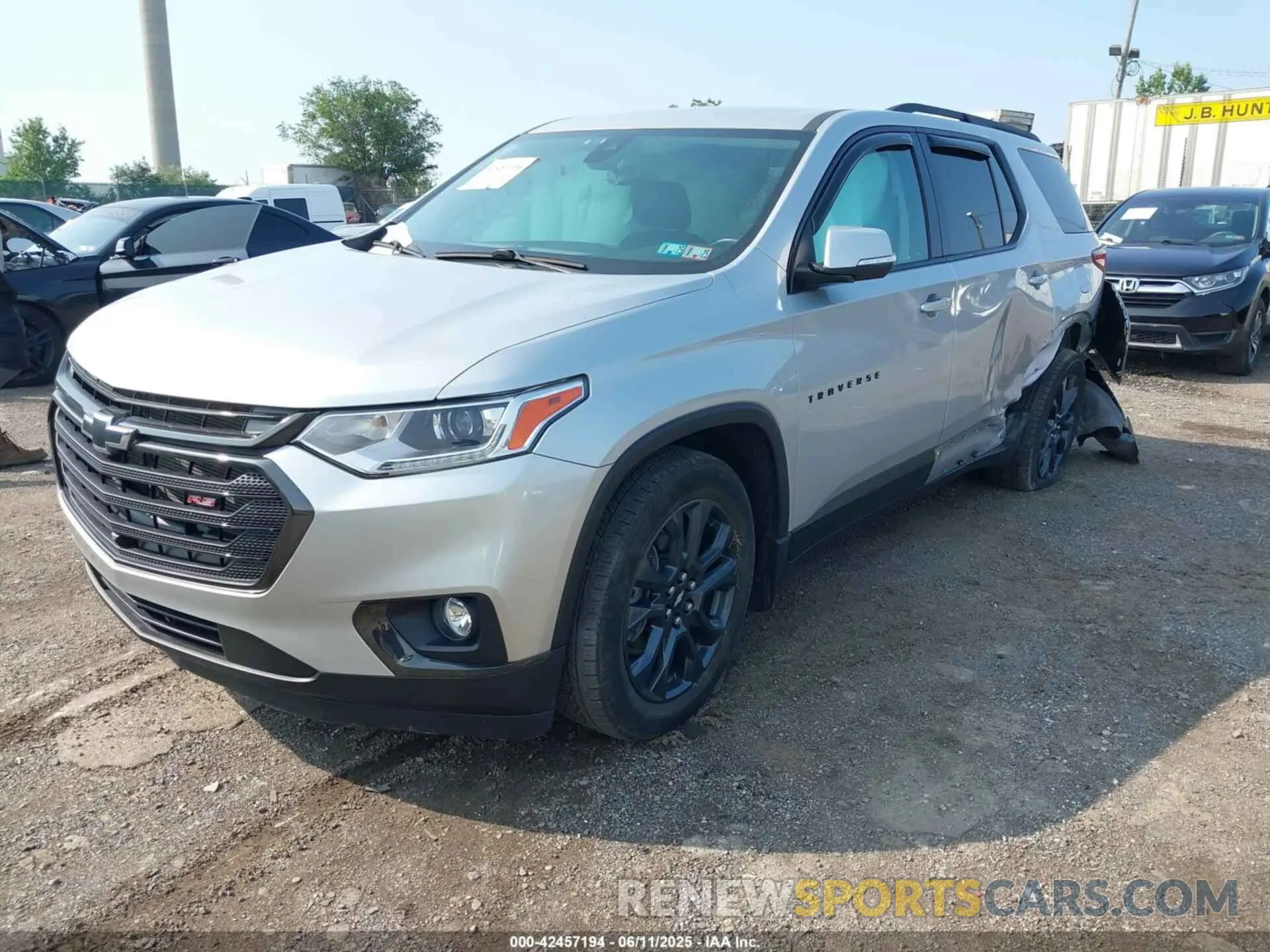 2 fotografías del automóvil dañado 1GNEVJKW2MJ239524 CHEVROLET TRAVERSE 2021