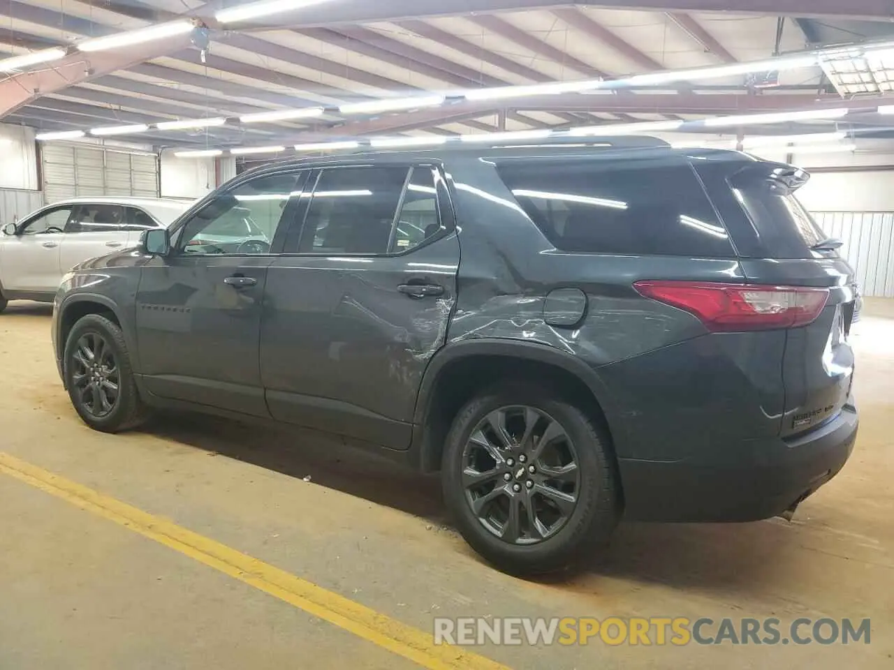 2 fotografías del automóvil dañado 1GNEVJKW7MJ115152 CHEVROLET TRAVERSE 2021