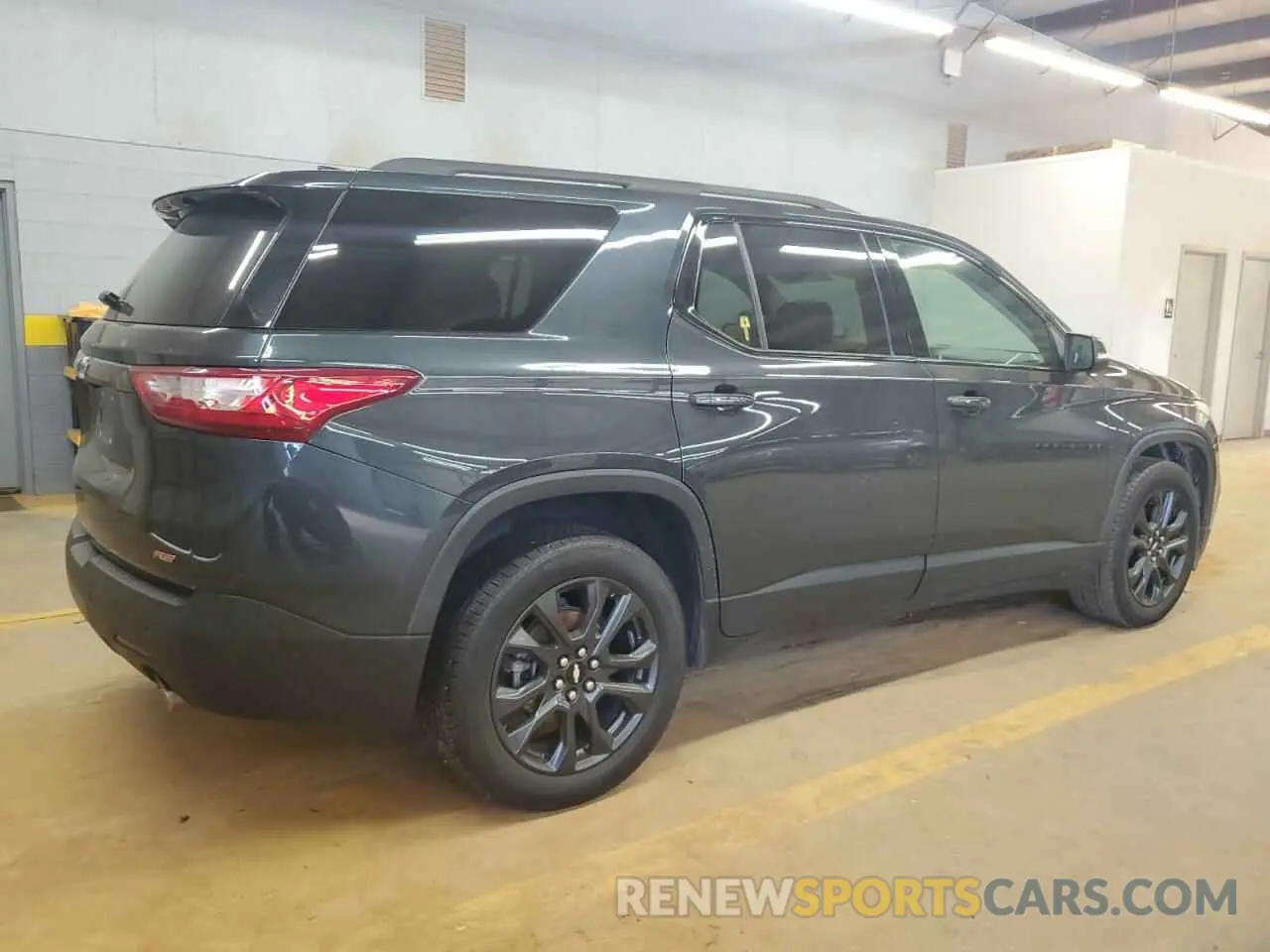 3 fotografías del automóvil dañado 1GNEVJKW7MJ115152 CHEVROLET TRAVERSE 2021