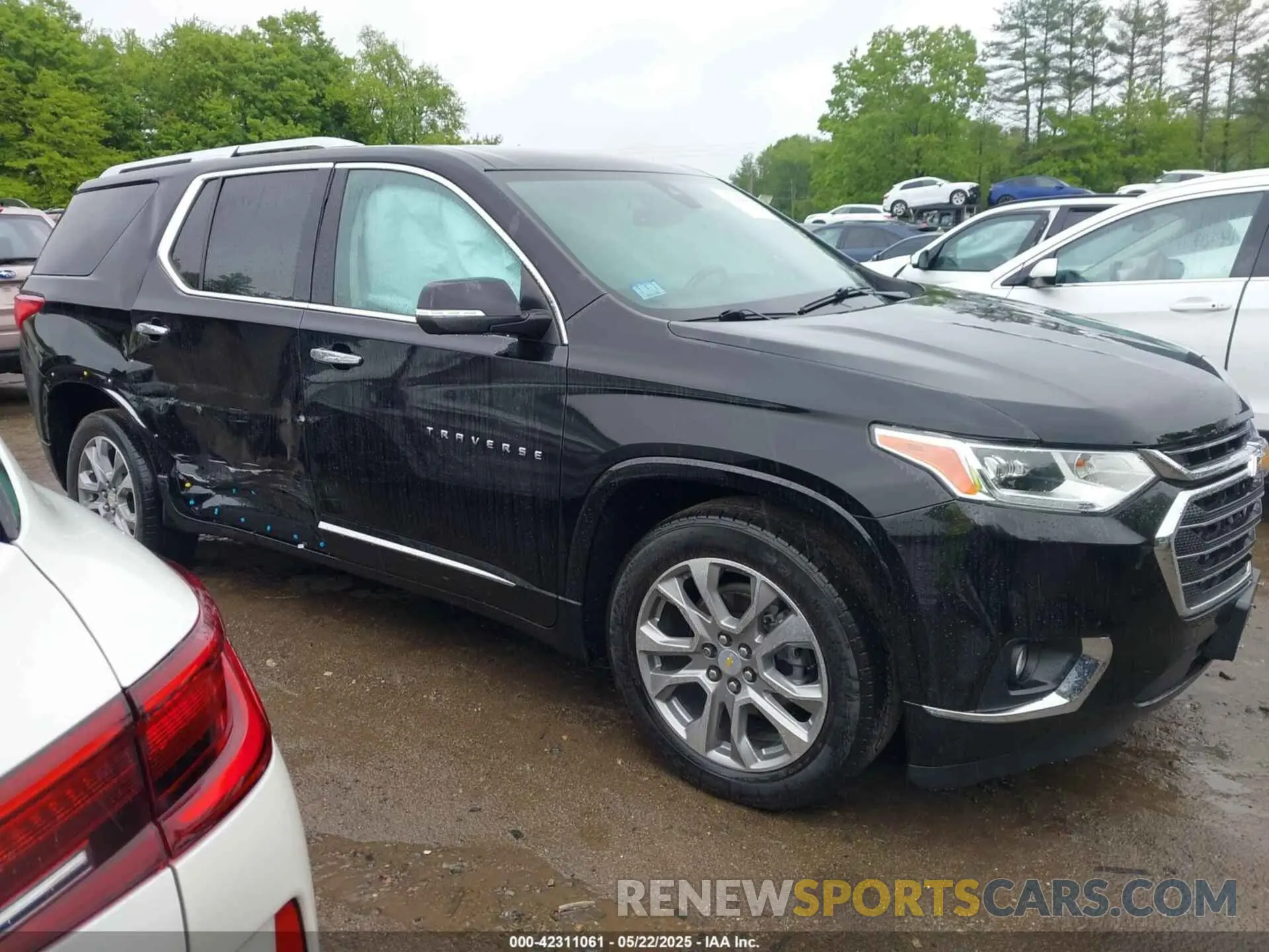 13 fotografías del automóvil dañado 1GNEVKKW1MJ271936 CHEVROLET TRAVERSE 2021