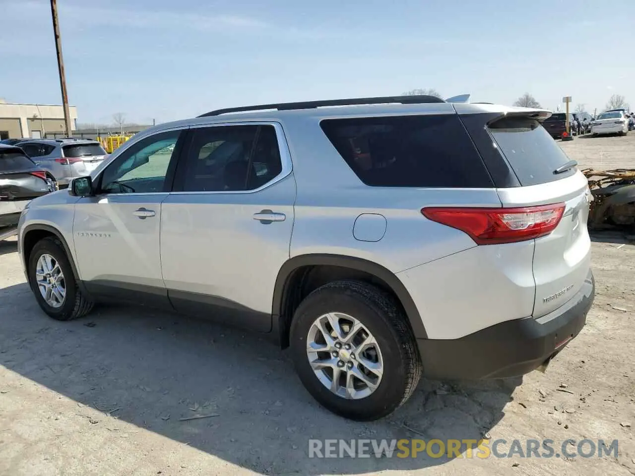 2 fotografías del automóvil dañado 1GNEVMKW7MJ145219 CHEVROLET TRAVERSE 2021