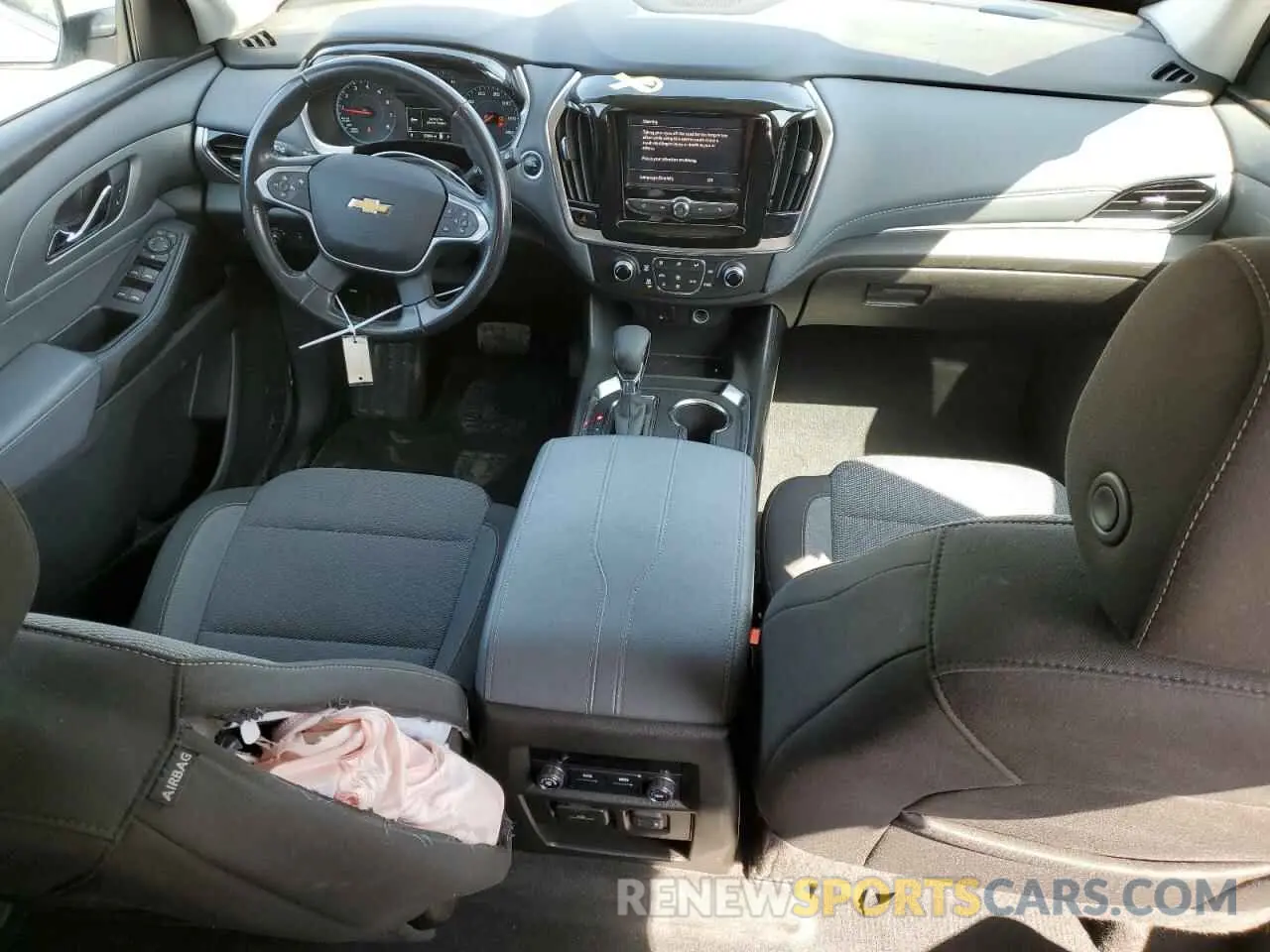 8 fotografías del automóvil dañado 1GNEVMKW7MJ145219 CHEVROLET TRAVERSE 2021