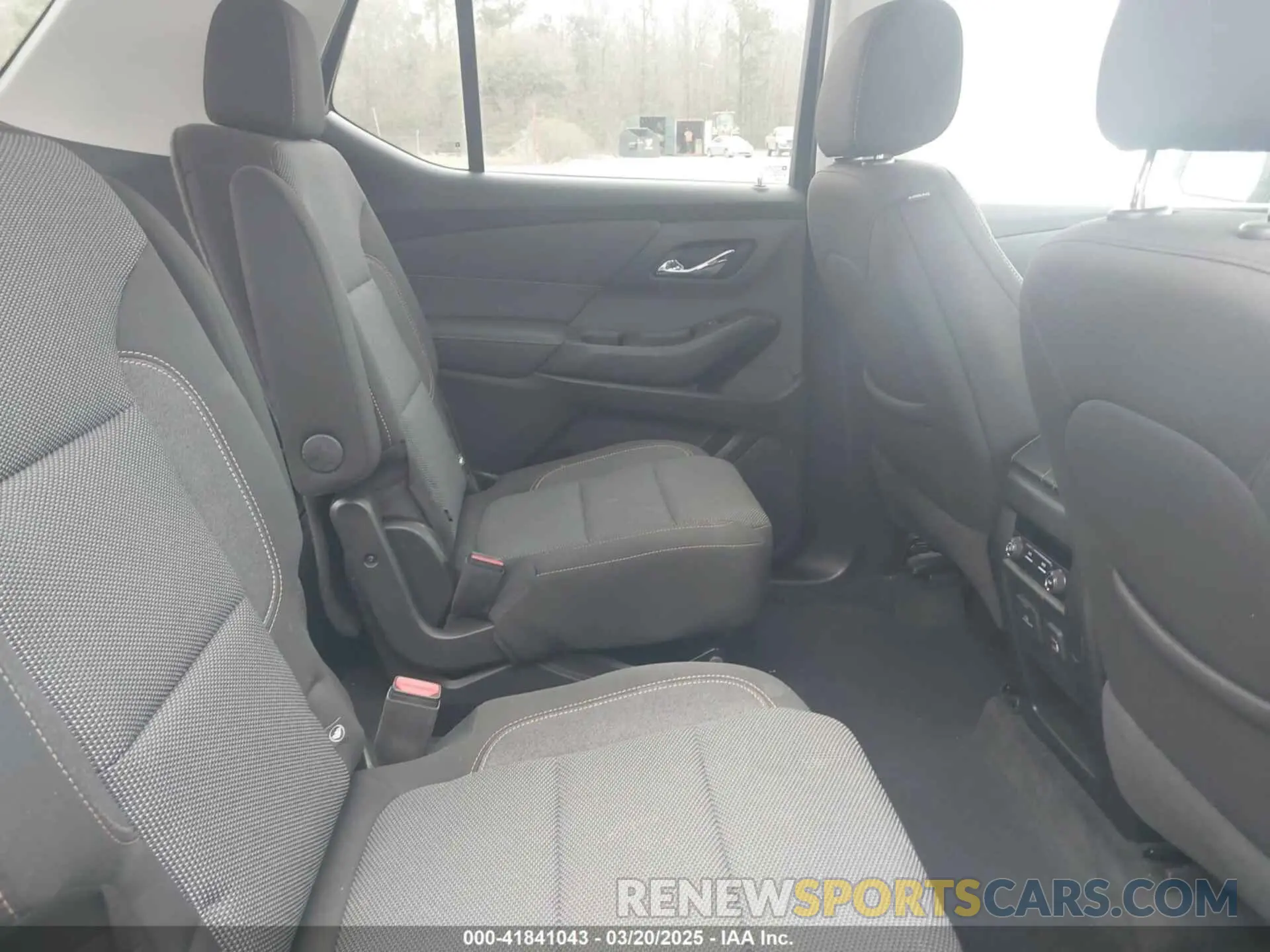 8 fotografías del automóvil dañado 1GNEVMKW8MJ219280 CHEVROLET TRAVERSE 2021