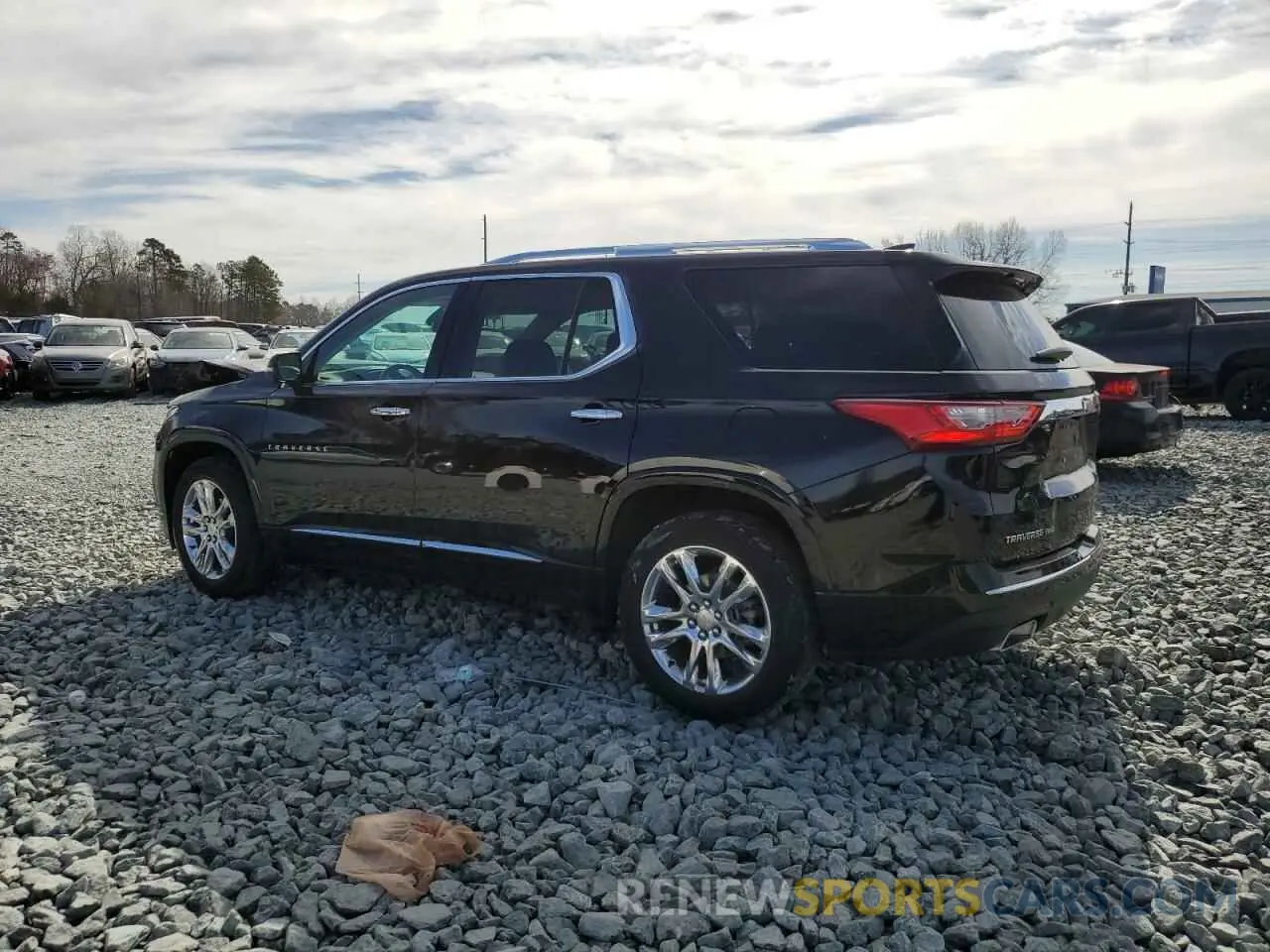 2 fotografías del automóvil dañado 1GNEVNKW5MJ176538 CHEVROLET TRAVERSE 2021