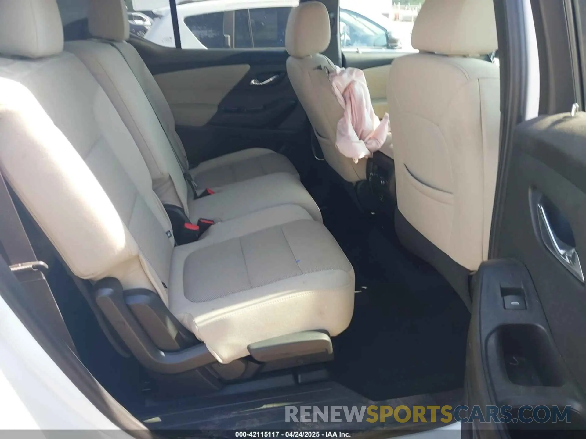 8 fotografías del automóvil dañado 1GNERFKW2NJ179022 CHEVROLET TRAVERSE 2022