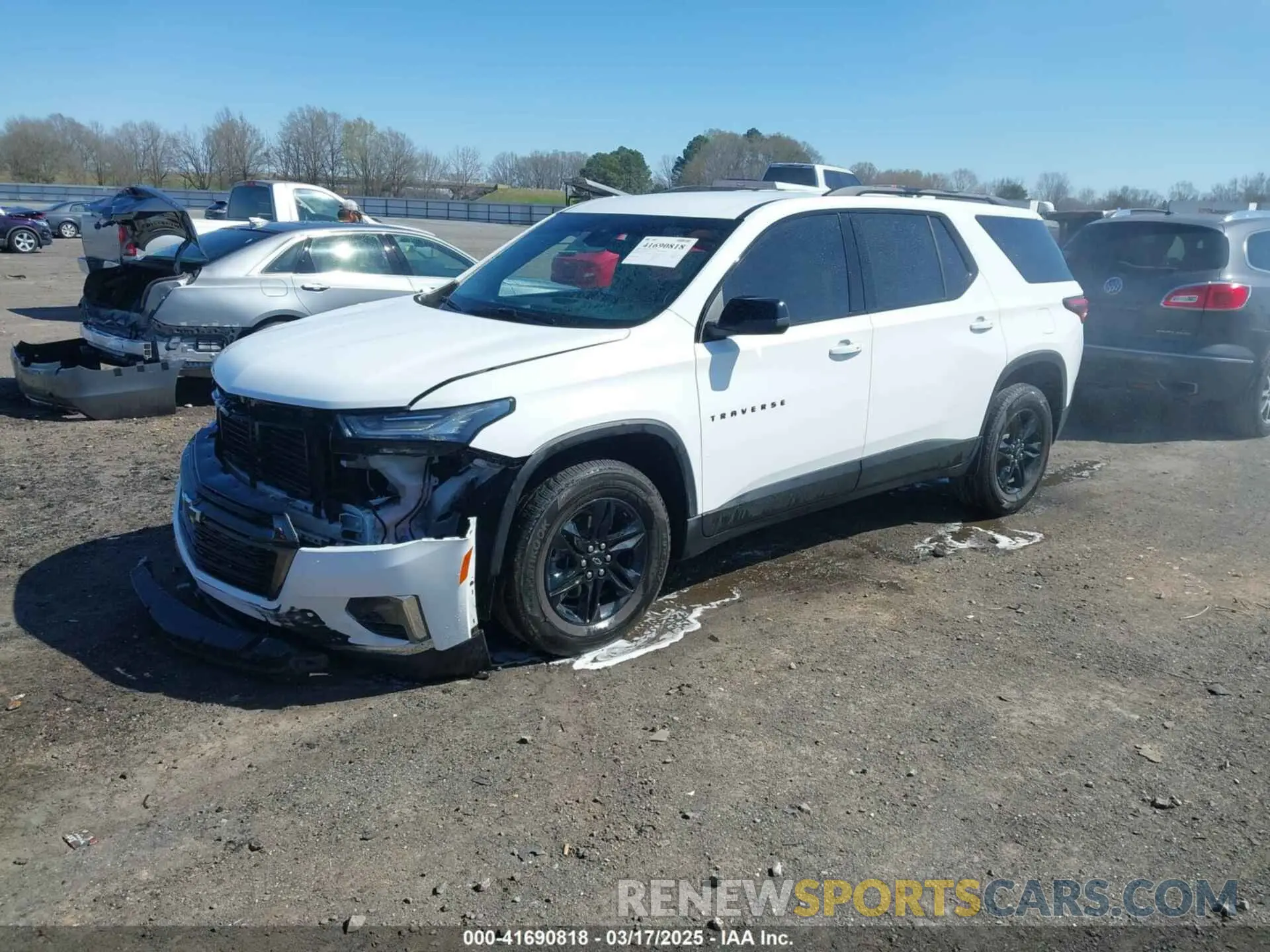 2 fotografías del automóvil dañado 1GNERFKW7NJ115171 CHEVROLET TRAVERSE 2022