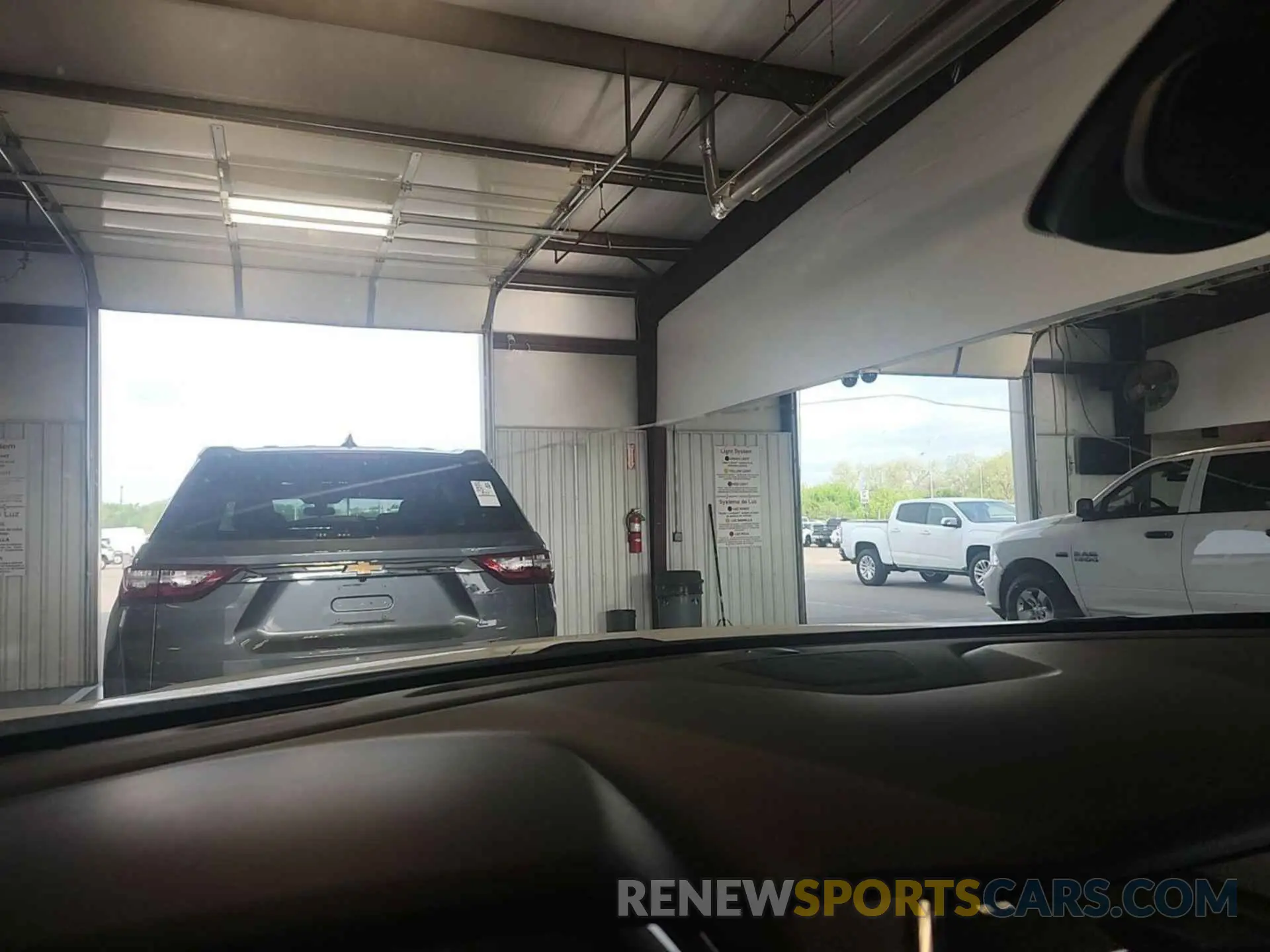 9 fotografías del automóvil dañado 1GNERGKW0NJ157798 CHEVROLET TRAVERSE 2022