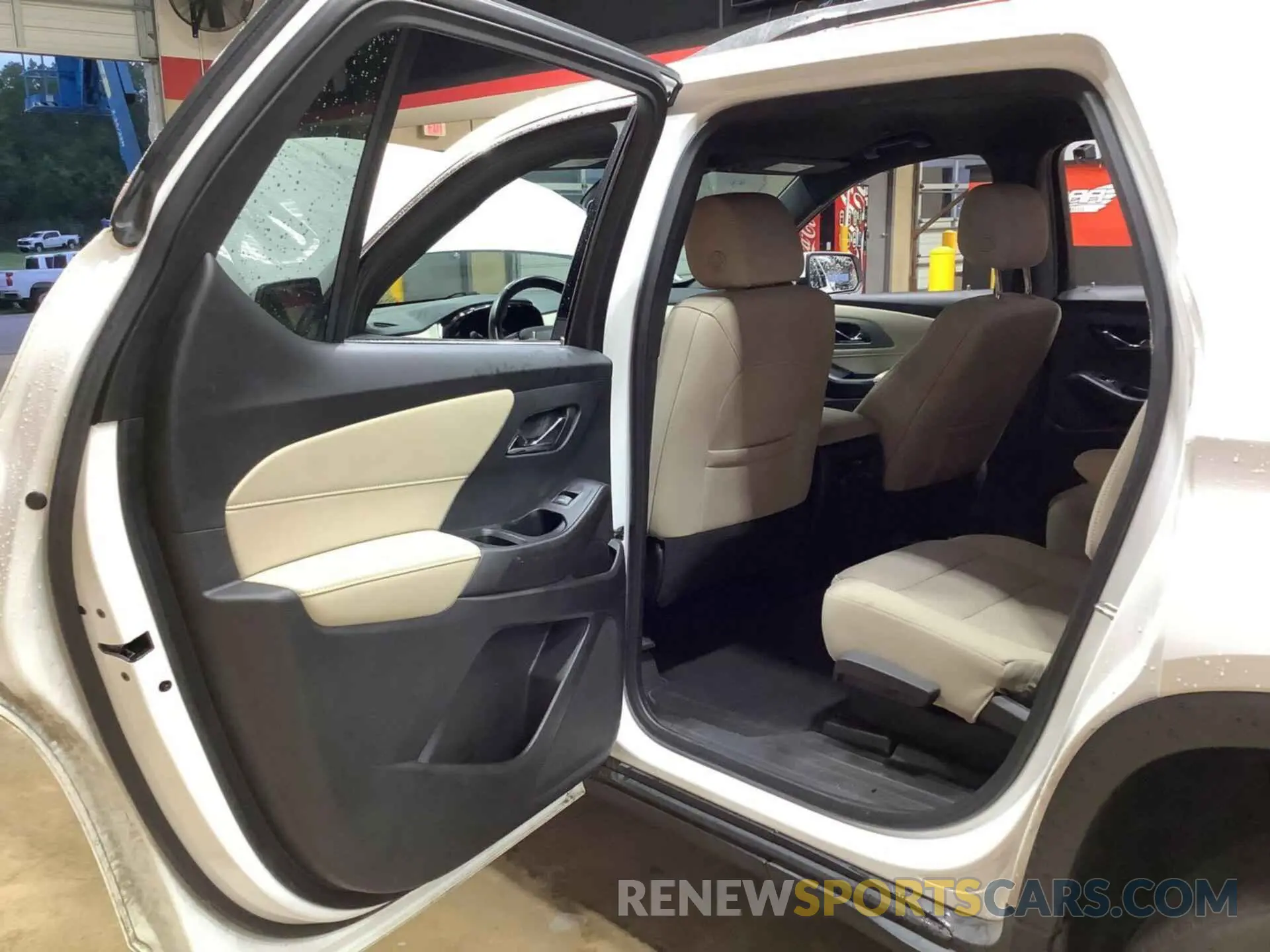 20 fotografías del automóvil dañado 1GNERGKW1NJ150939 CHEVROLET TRAVERSE 2022