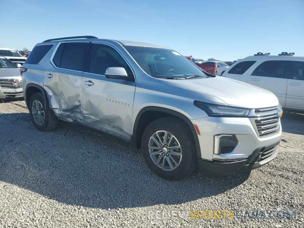 4 fotografías del automóvil dañado 1GNERGKW1NJ166154 CHEVROLET TRAVERSE 2022