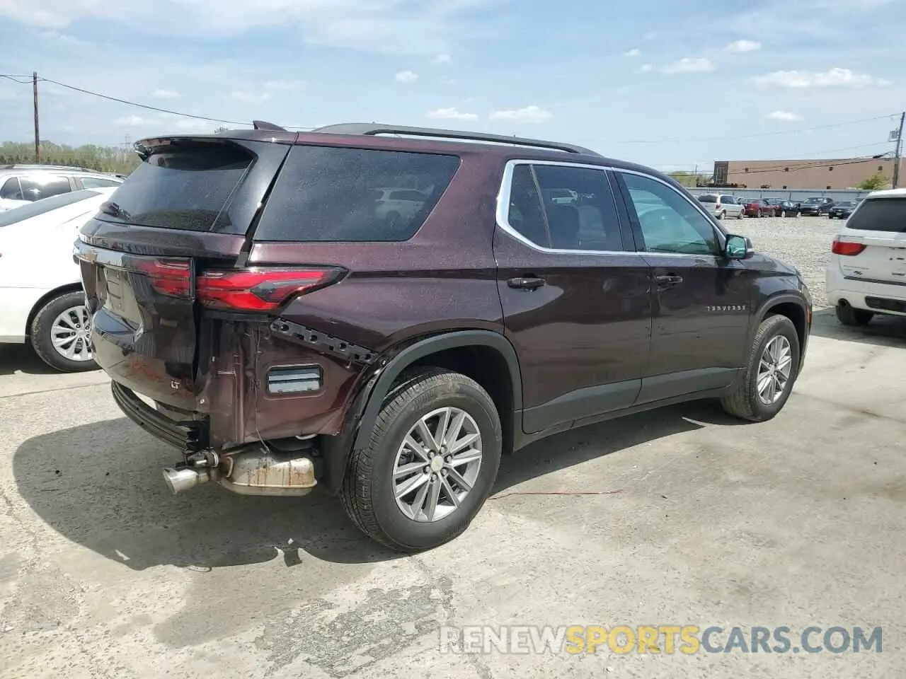 3 fotografías del automóvil dañado 1GNERGKW2NJ189877 CHEVROLET TRAVERSE 2022