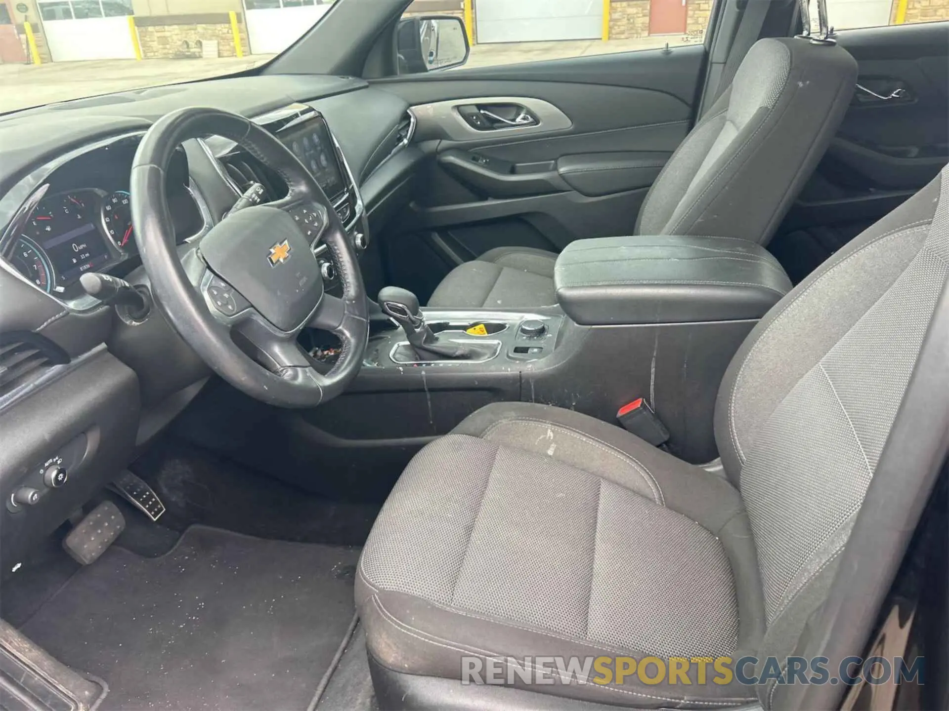 10 fotografías del automóvil dañado 1GNERGKW6NJ153965 CHEVROLET TRAVERSE 2022