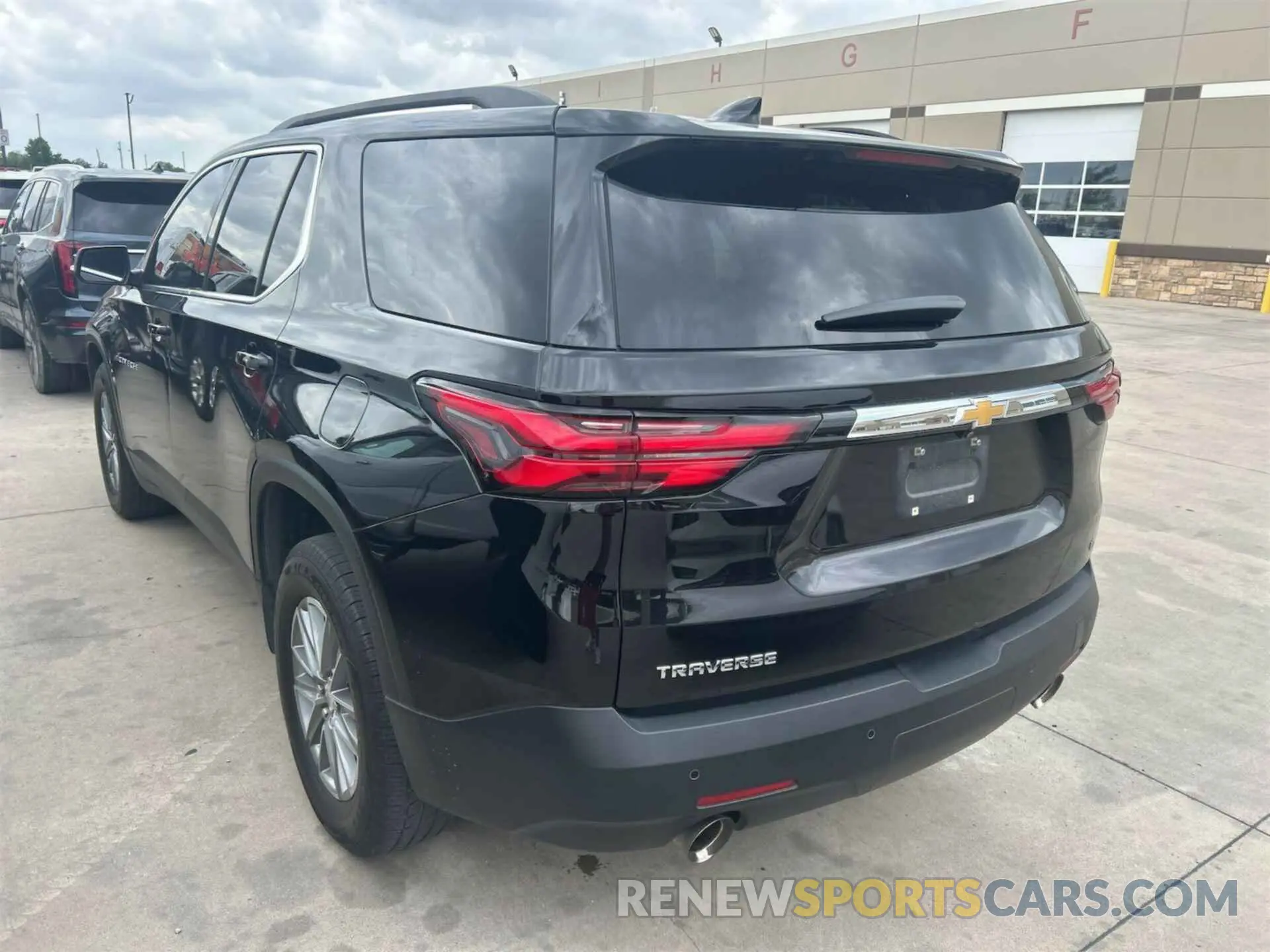12 fotografías del automóvil dañado 1GNERGKW6NJ153965 CHEVROLET TRAVERSE 2022