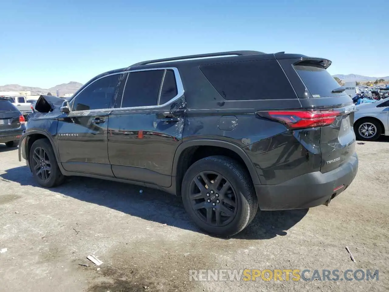 2 fotografías del automóvil dañado 1GNERGKWXNJ103764 CHEVROLET TRAVERSE 2022
