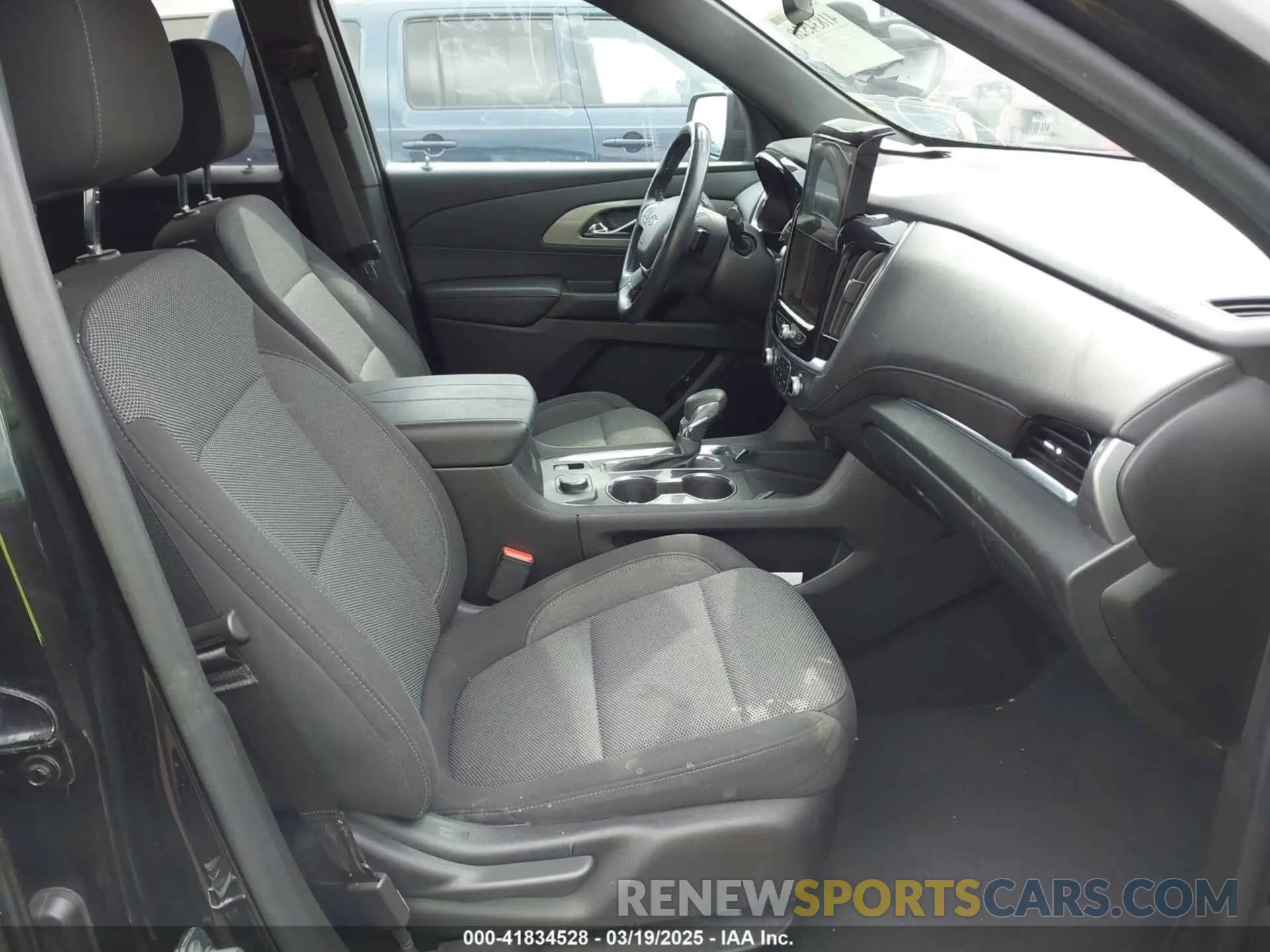 5 fotografías del automóvil dañado 1GNERGKWXNJ128020 CHEVROLET TRAVERSE 2022