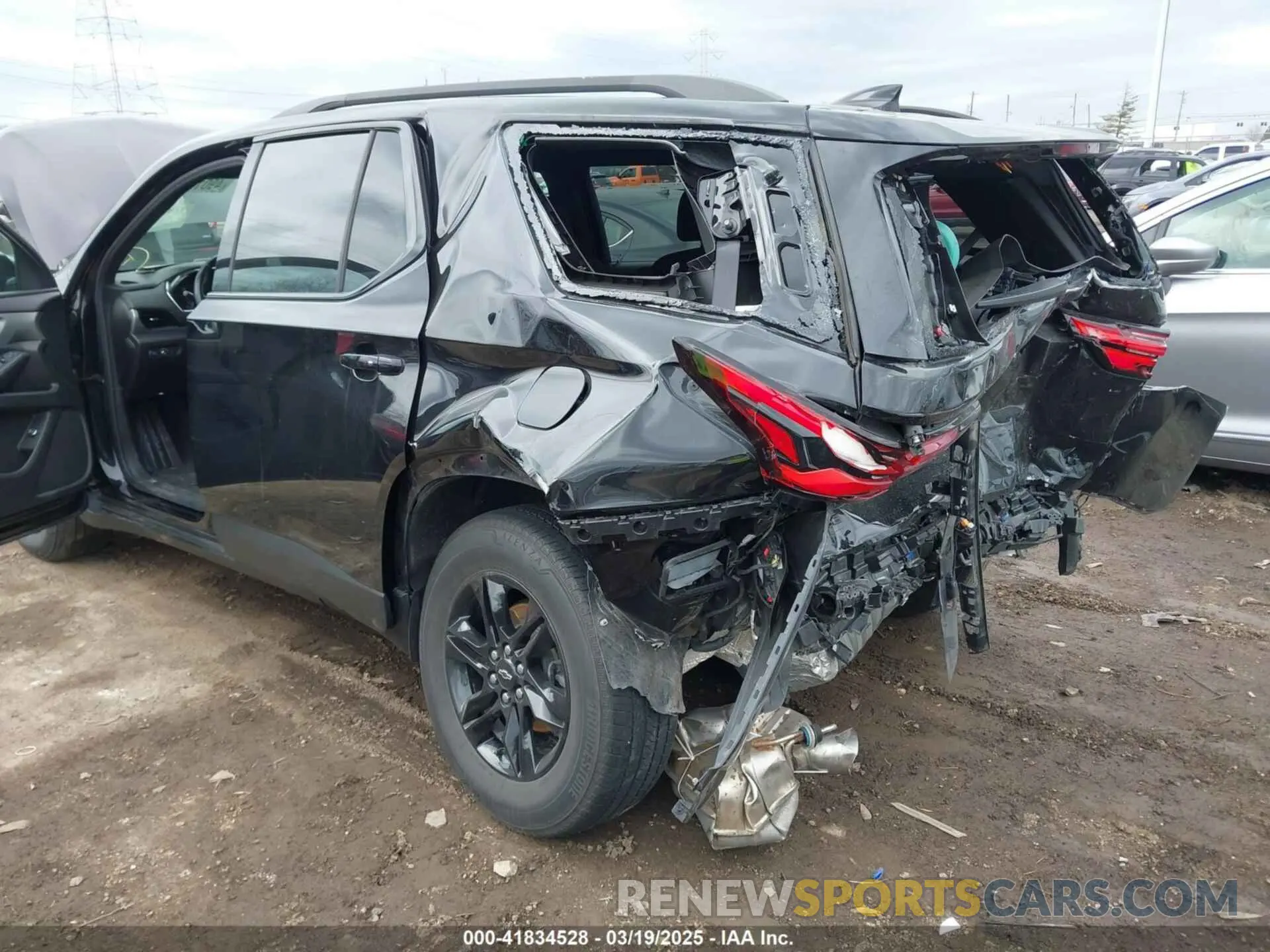 6 fotografías del automóvil dañado 1GNERGKWXNJ128020 CHEVROLET TRAVERSE 2022