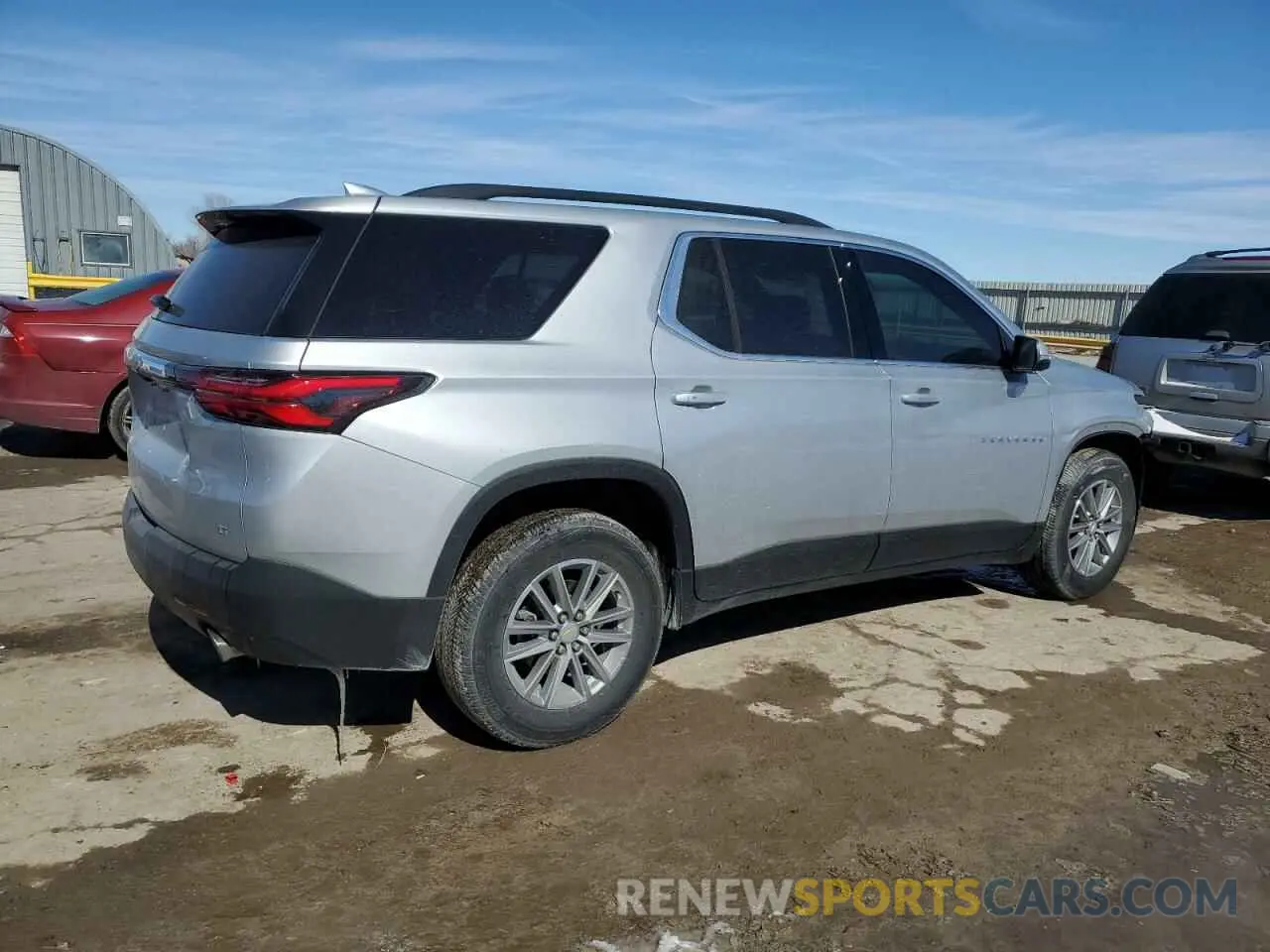 3 fotografías del automóvil dañado 1GNERGKWXNJ147604 CHEVROLET TRAVERSE 2022
