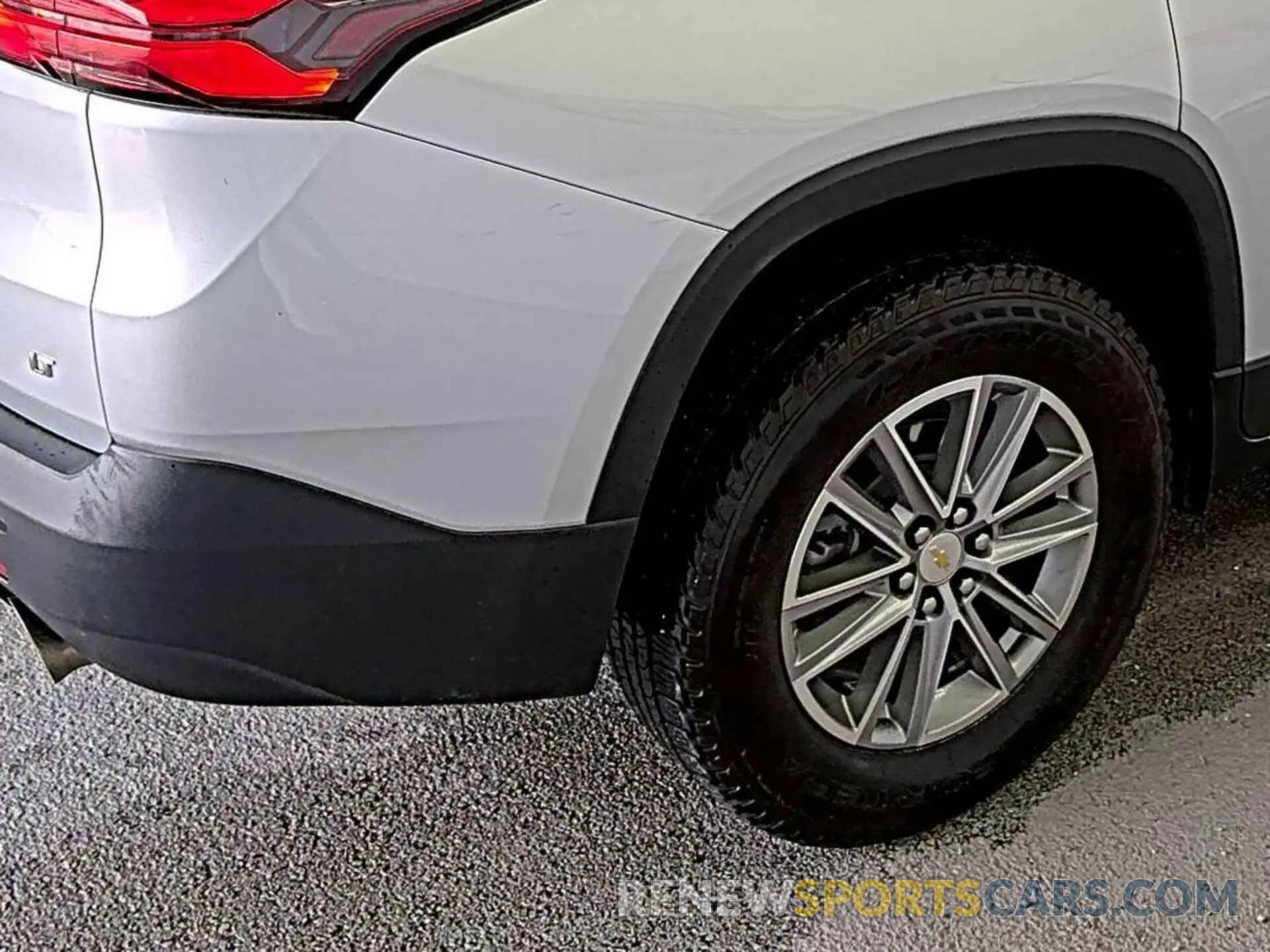 34 fotografías del automóvil dañado 1GNERHKW3NJ142590 CHEVROLET TRAVERSE 2022