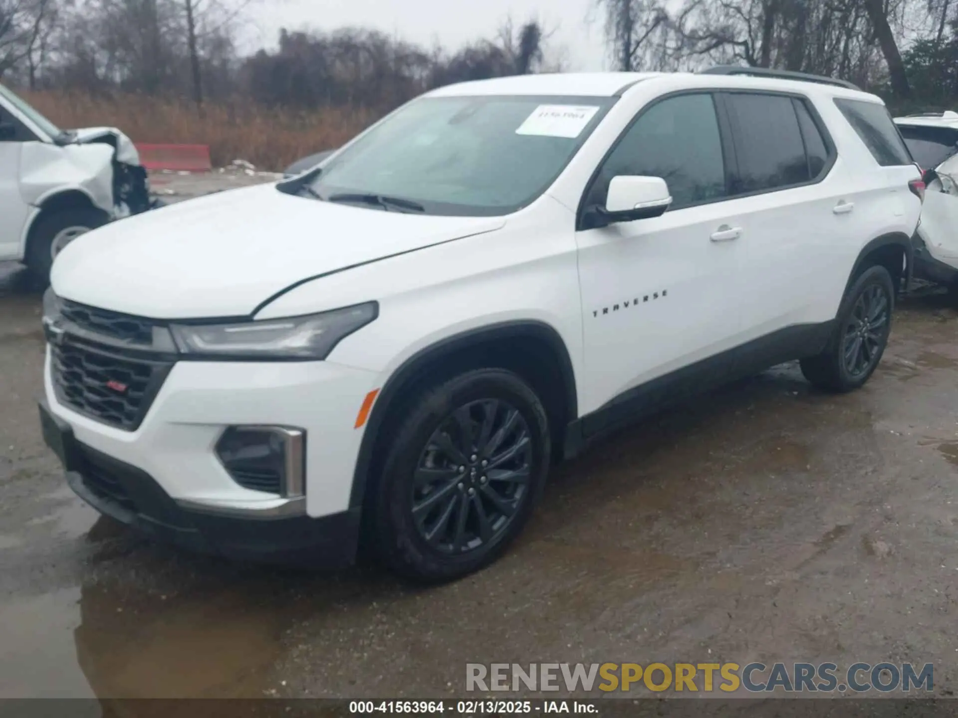 2 fotografías del automóvil dañado 1GNERJKW6NJ107582 CHEVROLET TRAVERSE 2022