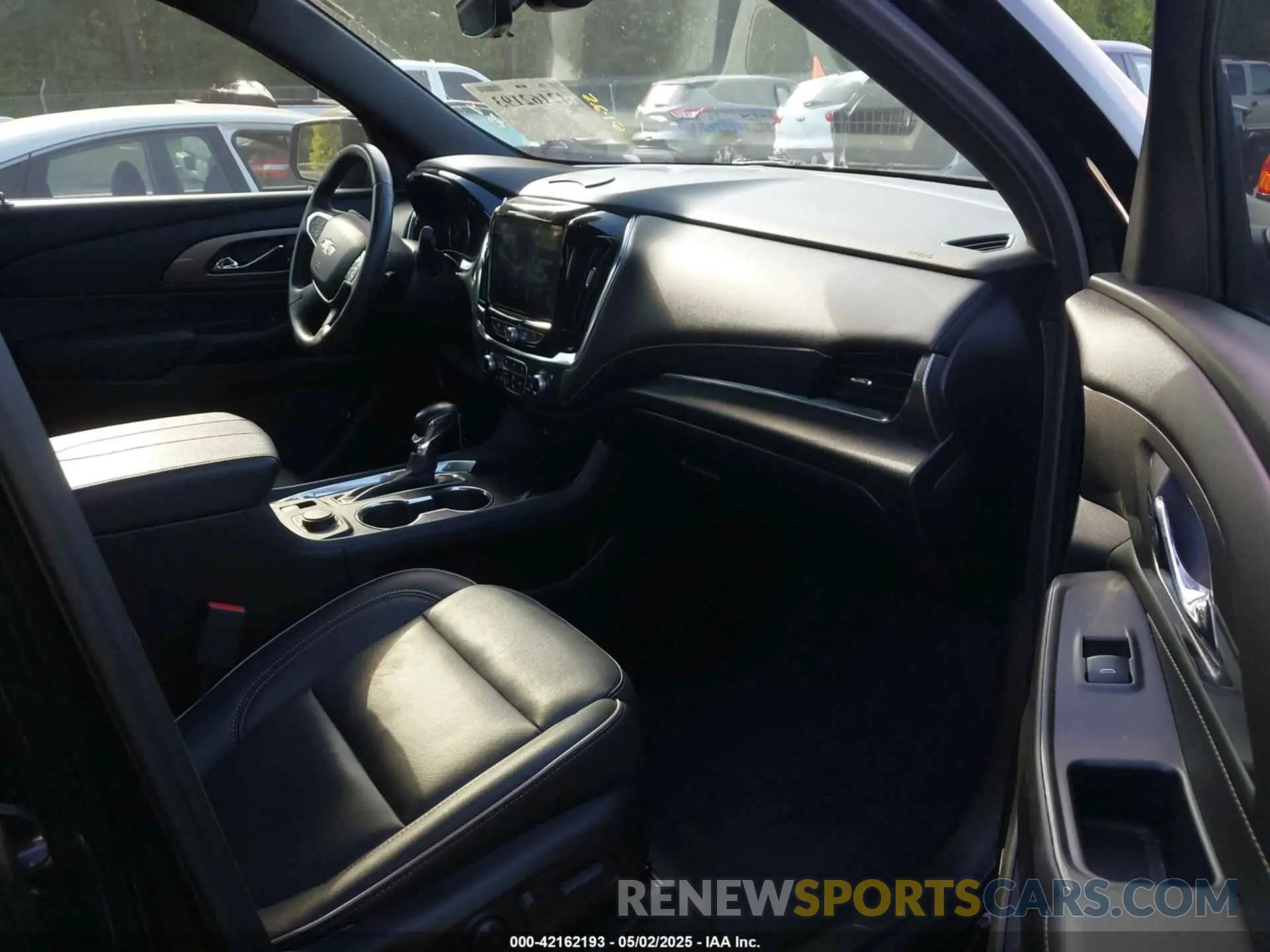 5 fotografías del automóvil dañado 1GNERKKW9NJ153316 CHEVROLET TRAVERSE 2022