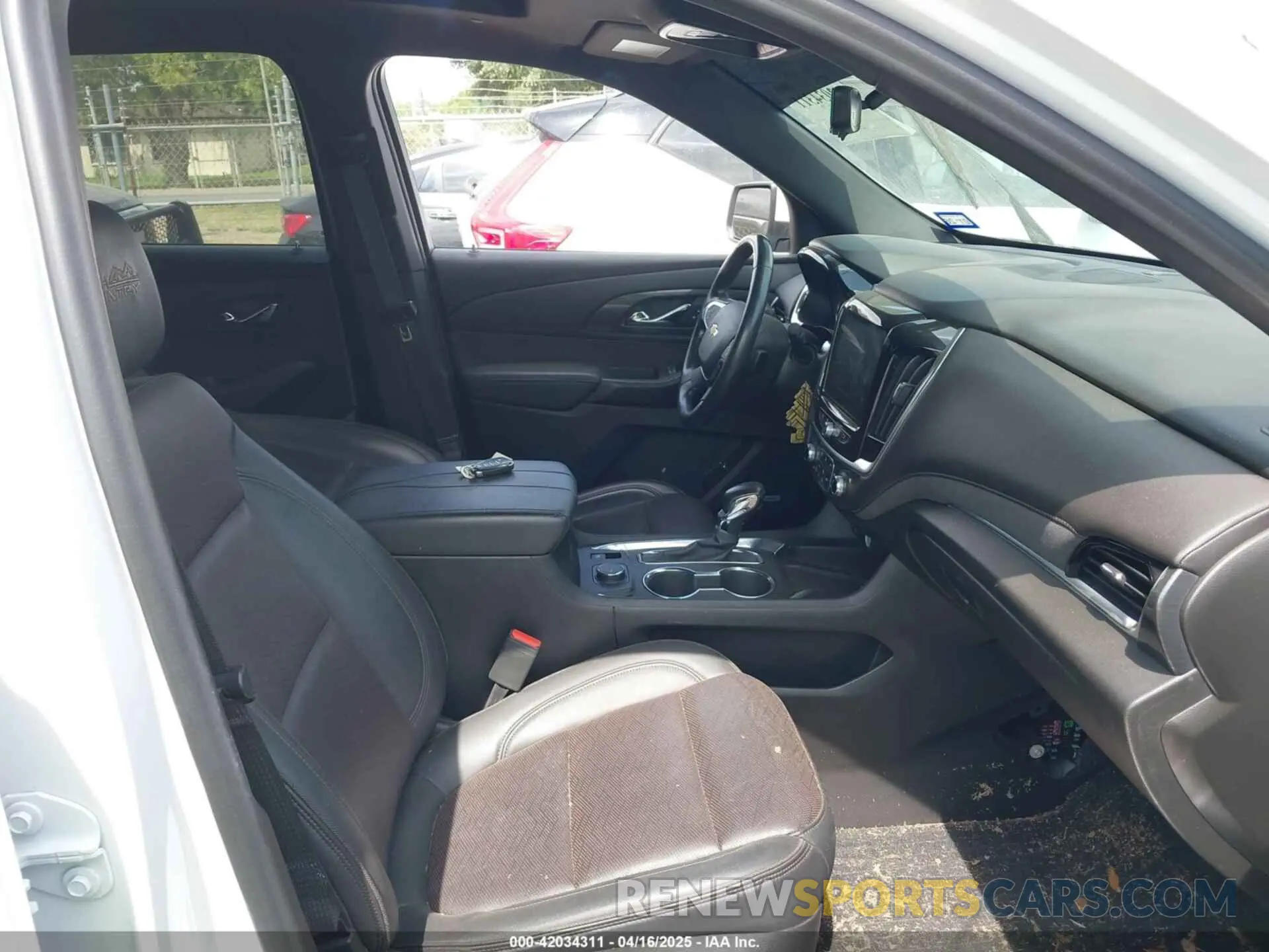 5 fotografías del automóvil dañado 1GNERNKW8NJ160453 CHEVROLET TRAVERSE 2022